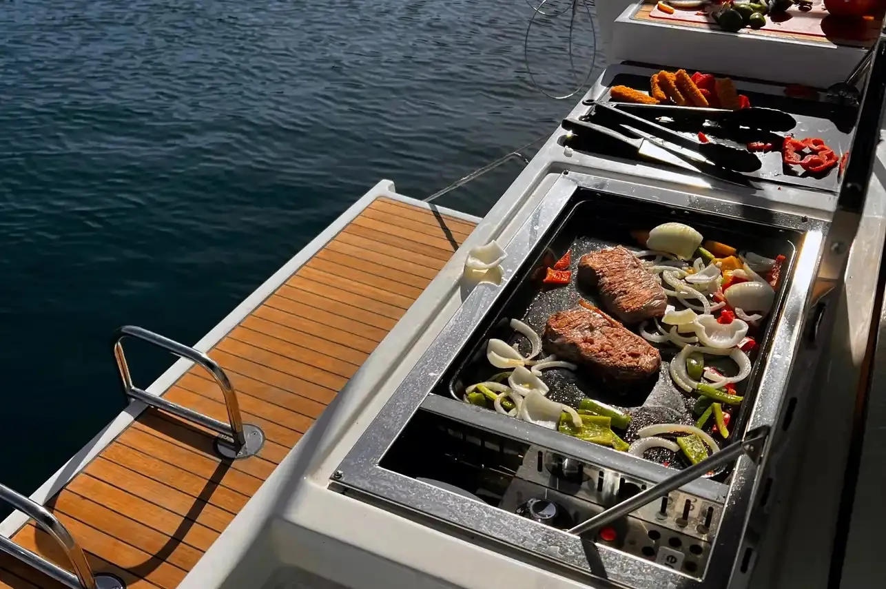 D&D Kufner 57 MARE VITAE — yacht photo 10