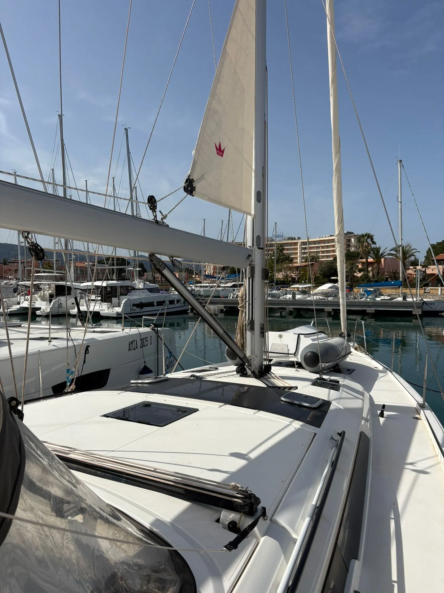 Dufour 470 Chuck — фотография яхты 7