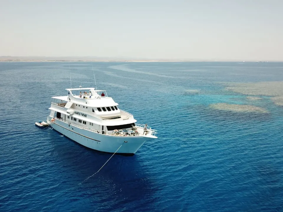 Luxury Motor Yacht Heaven Saphir — снимка на яхтата 1