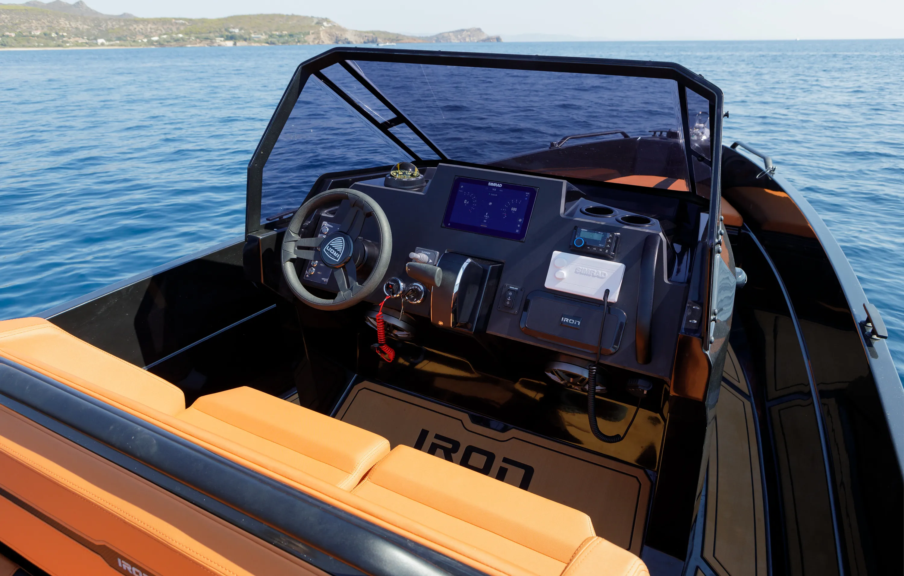 Motorboat Iron Bond — yacht photo 21