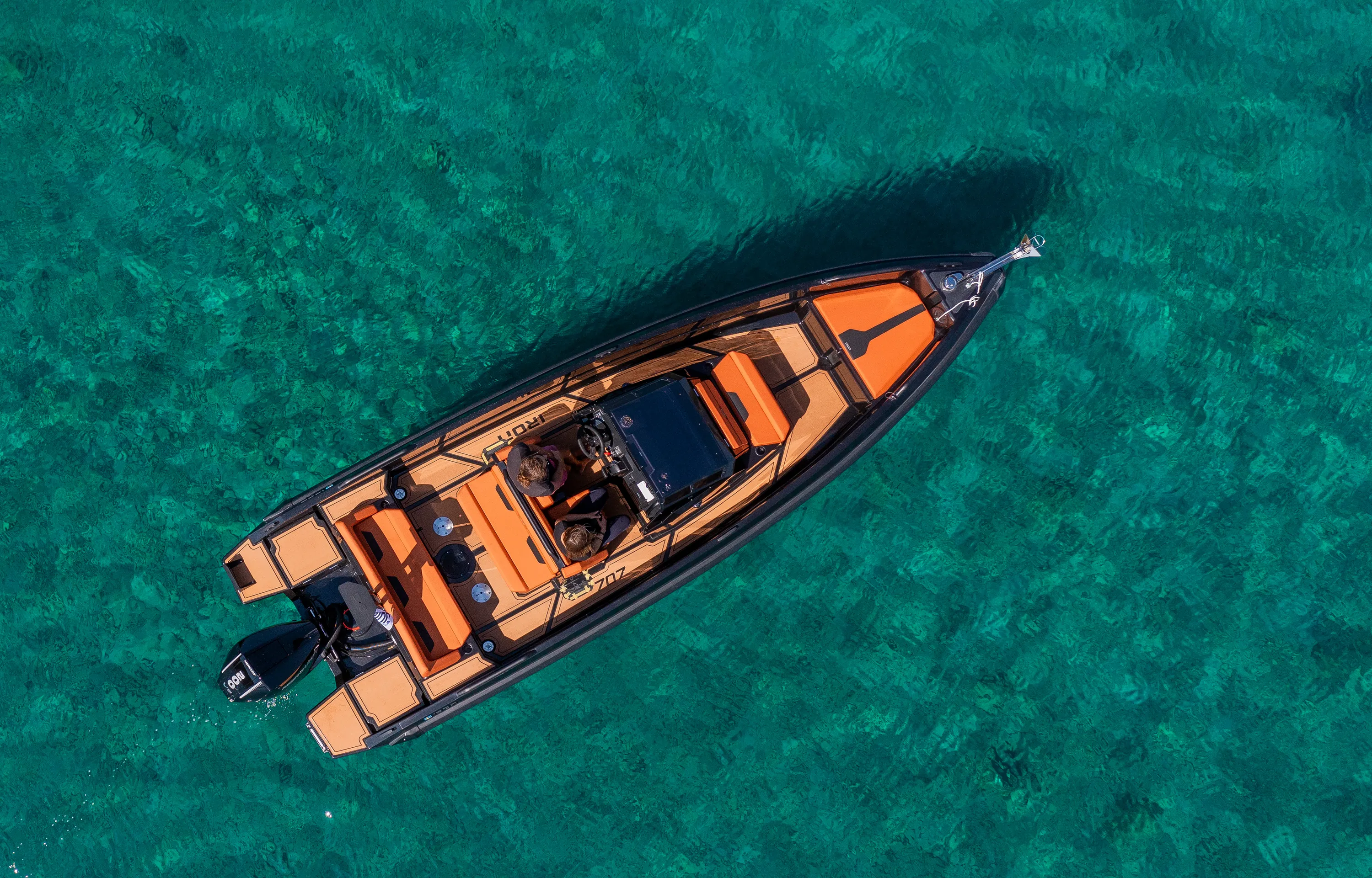 Motorboat Iron Bond — yacht photo 24