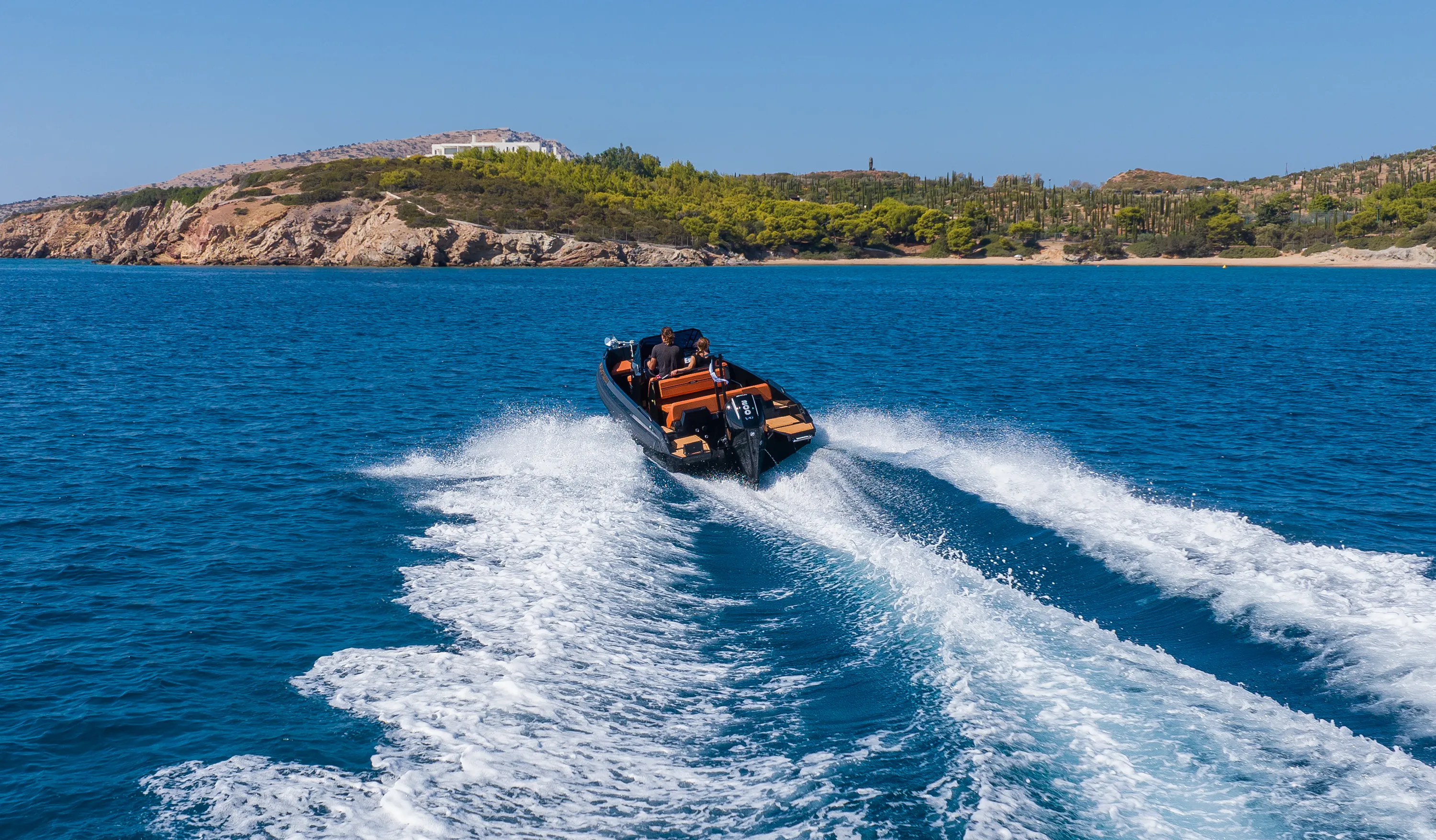 Motorboat Iron Bond — yacht photo 18