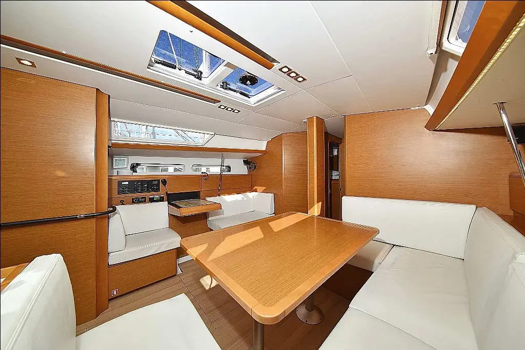 Sun Odyssey 449 CANNE BLEUE — foto dello yacht n. 2
