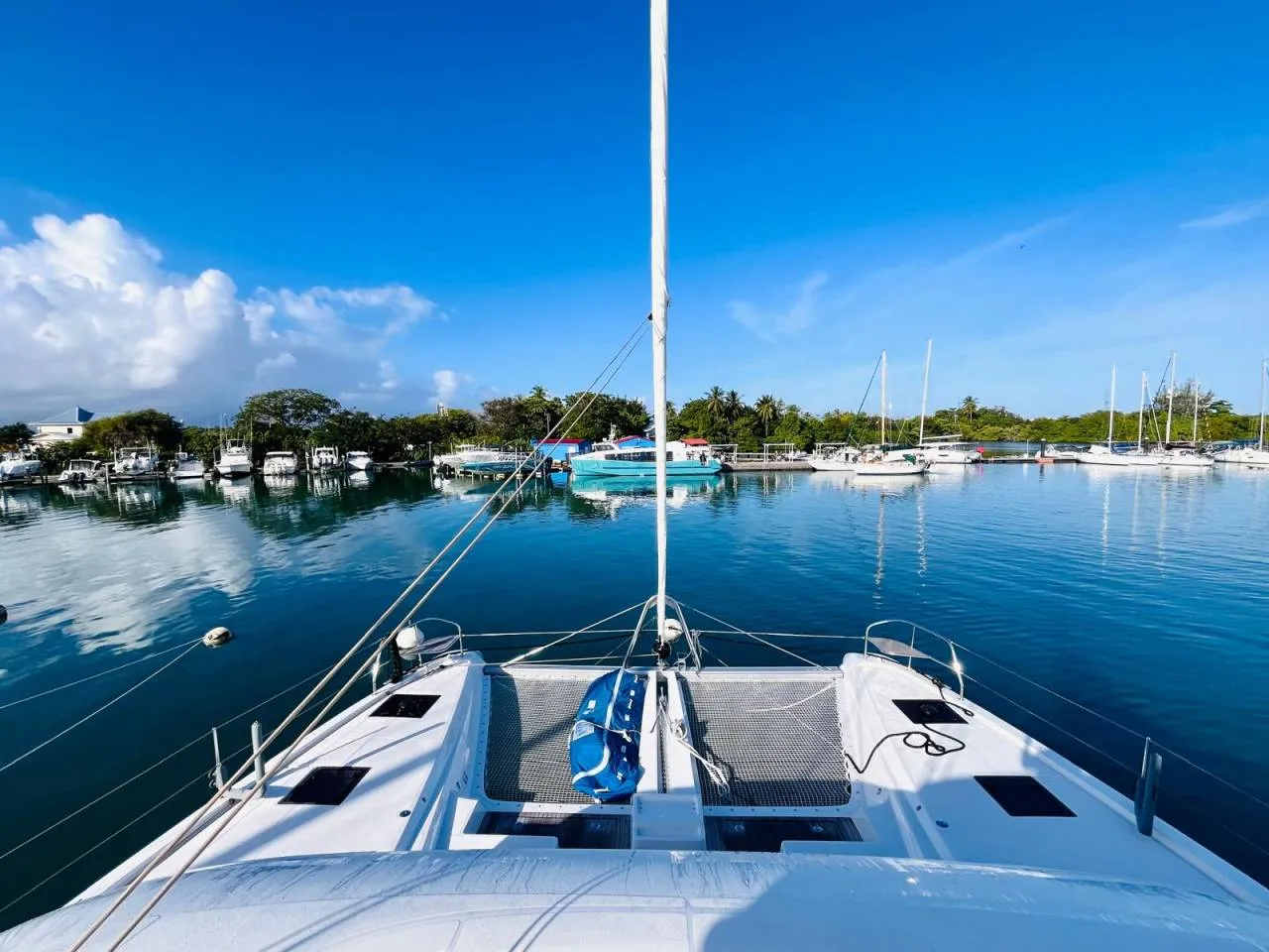 Lagoon 55 Smiley — yacht photo 3