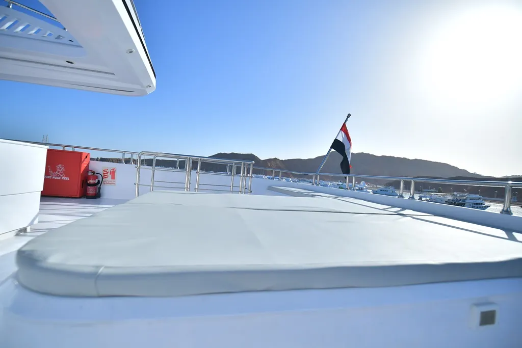 Luxury Motor Yacht South Moon One — снимка на яхтата 5