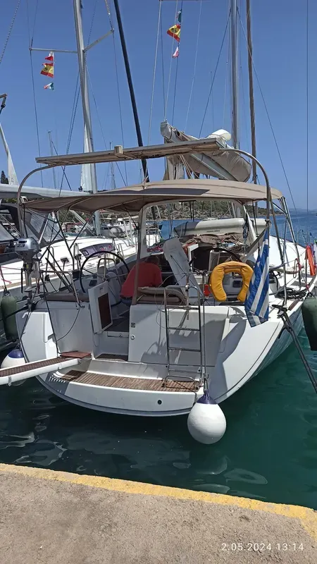 Oceanis 51.1 Evita — yacht photo 8