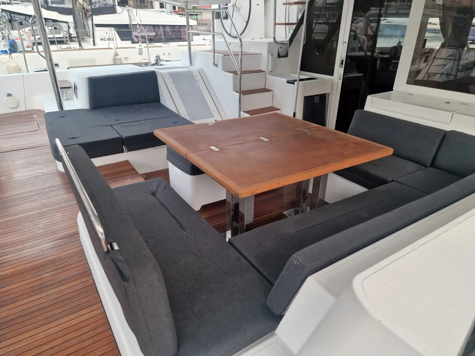 Lagoon 52 Takamaka — jahtikuva 10