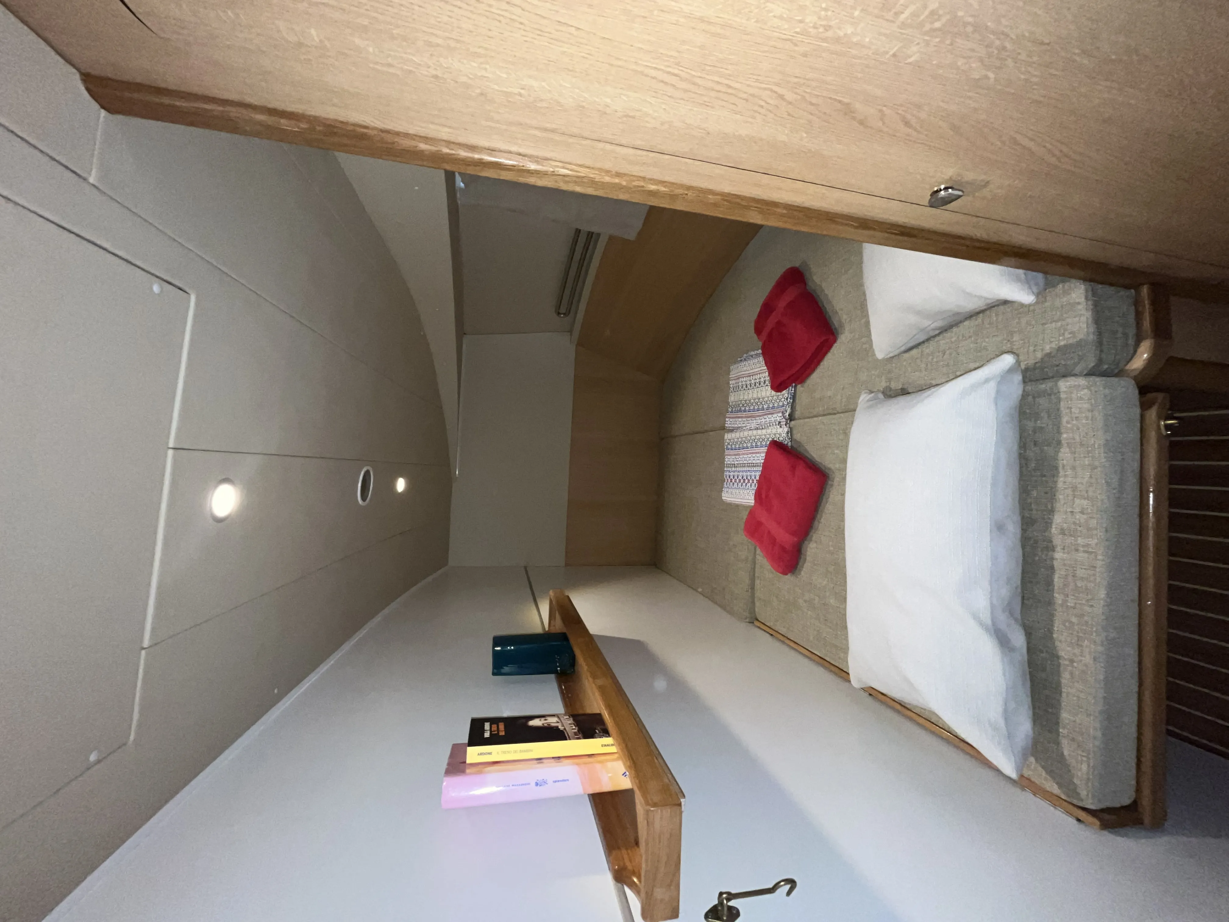 Houseboat Tip Top Plus — yacht photo 9