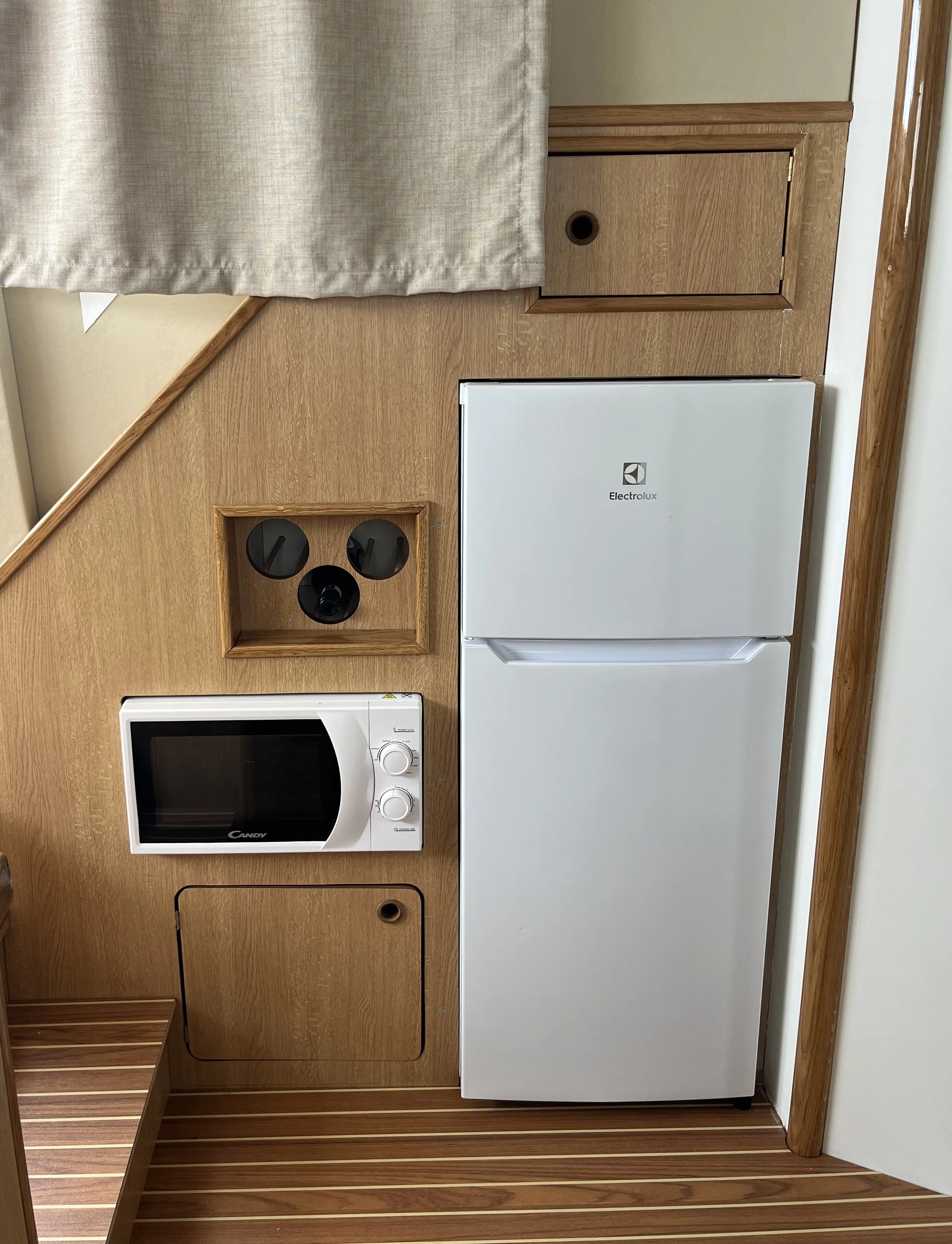 Houseboat Tip Top Plus — yacht photo 7