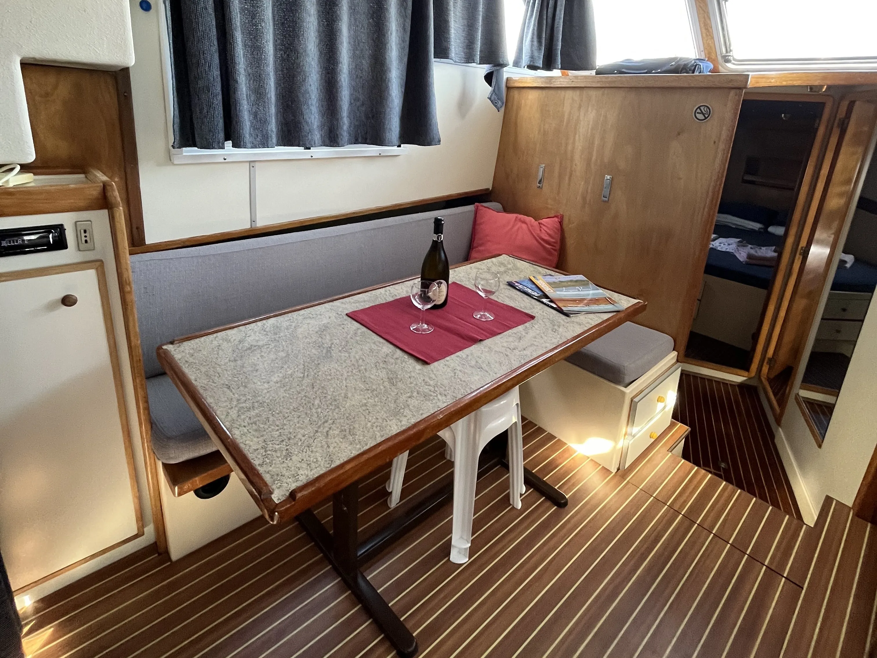 Houseboat NCF Twins — yacht photo 4