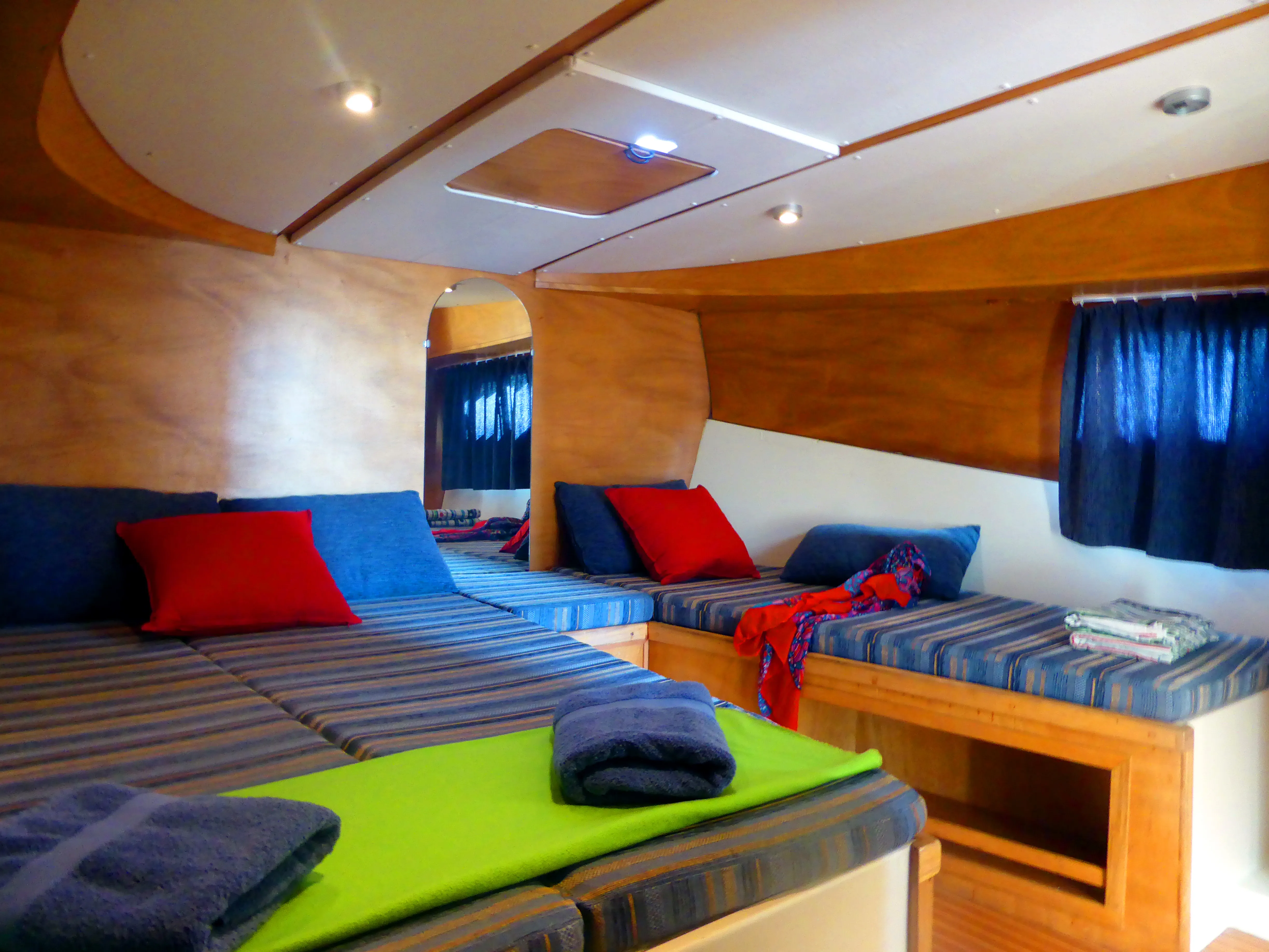 Houseboat NCF Suite — yacht photo 3