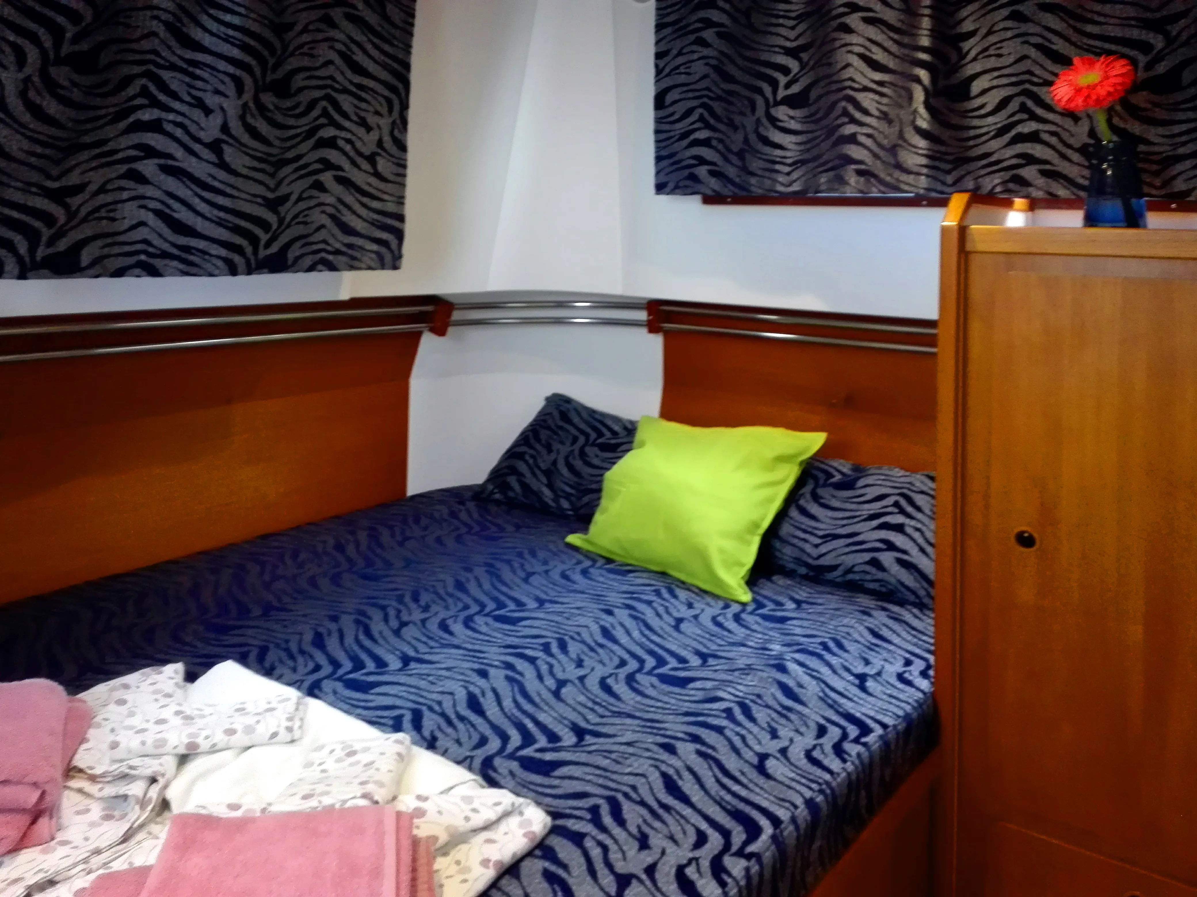 Houseboat Tip Top — yacht photo 4