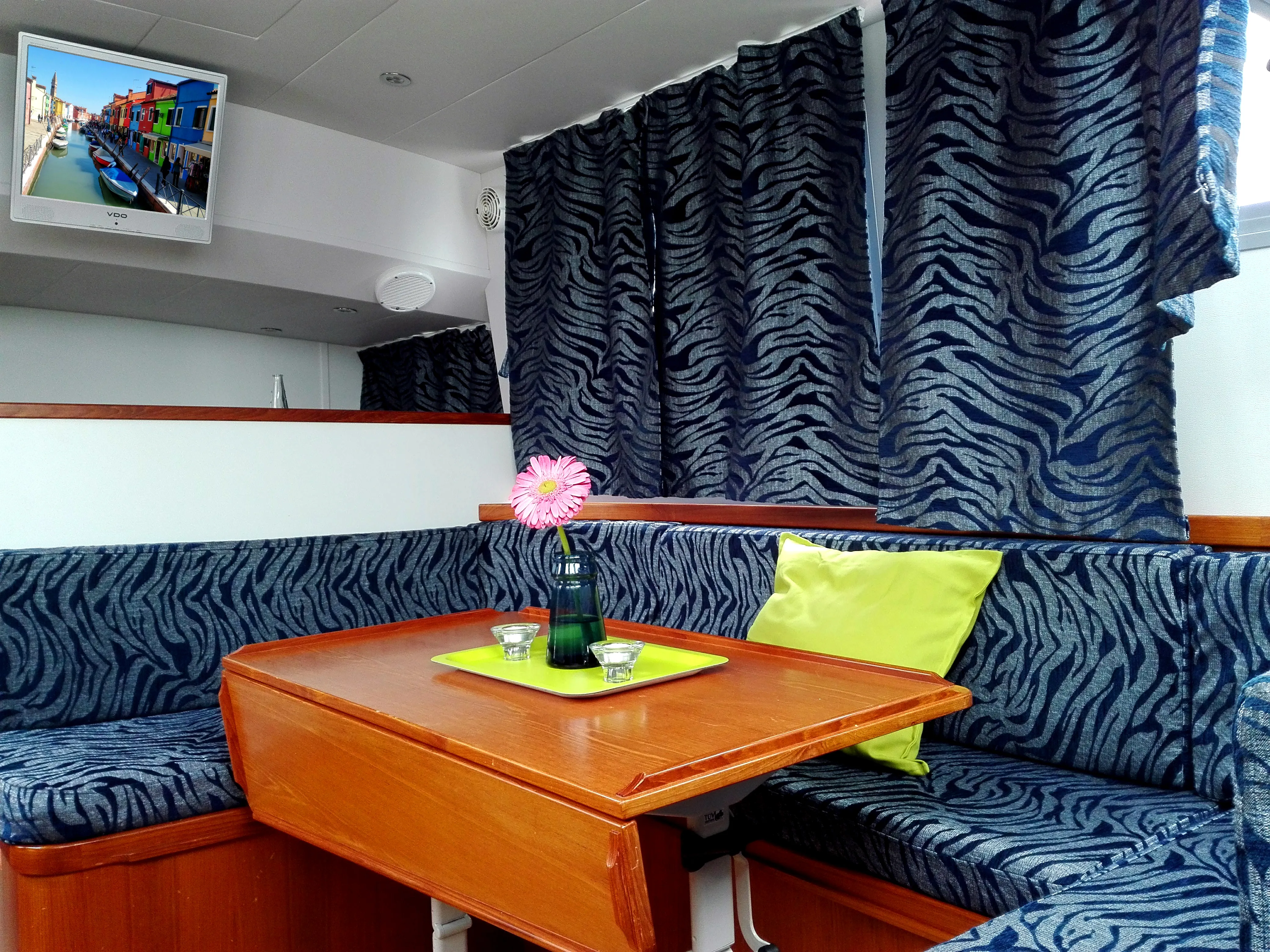 Houseboat Tip Top — yacht photo 5