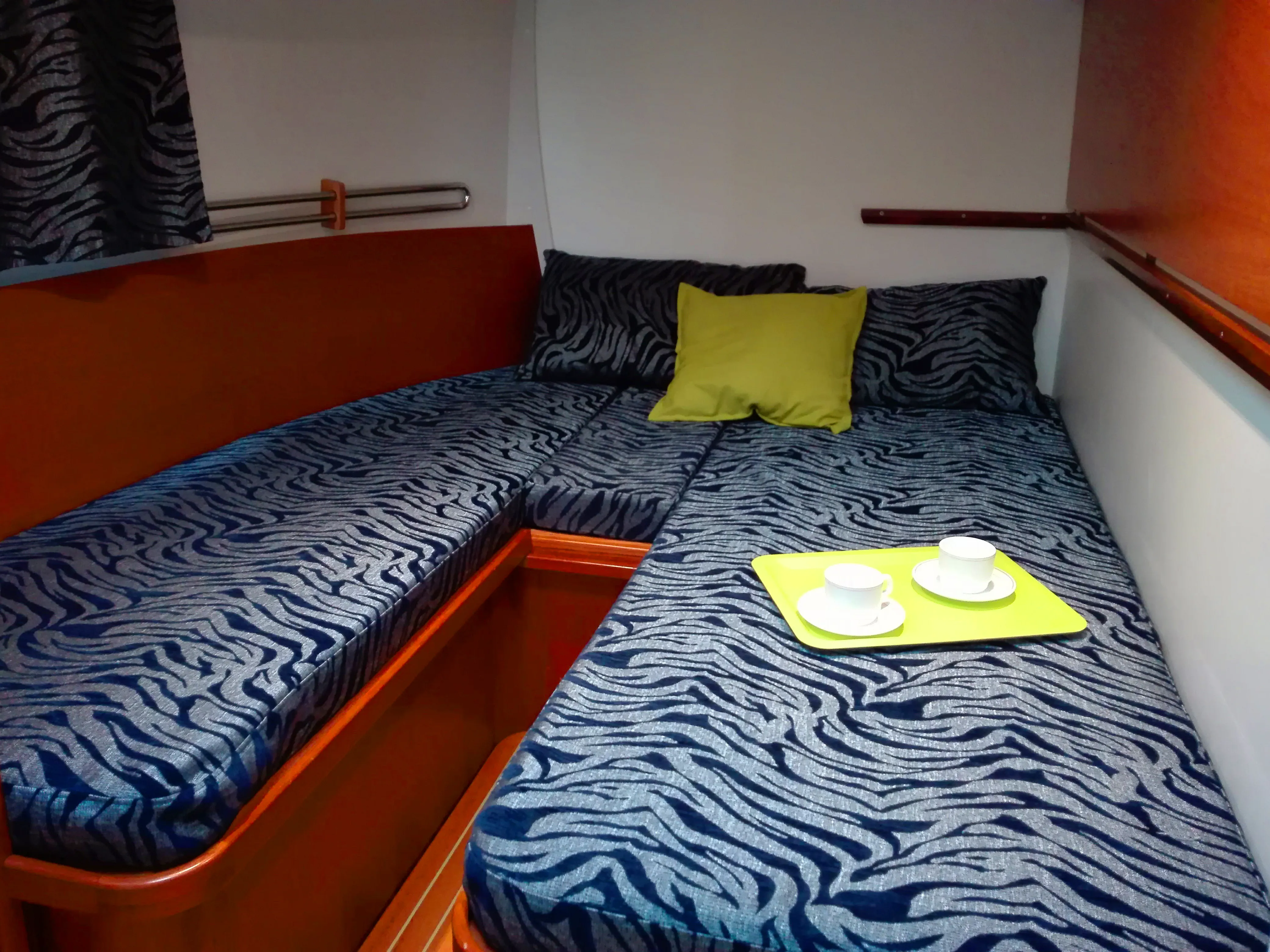 Houseboat Tip Top — yacht photo 8