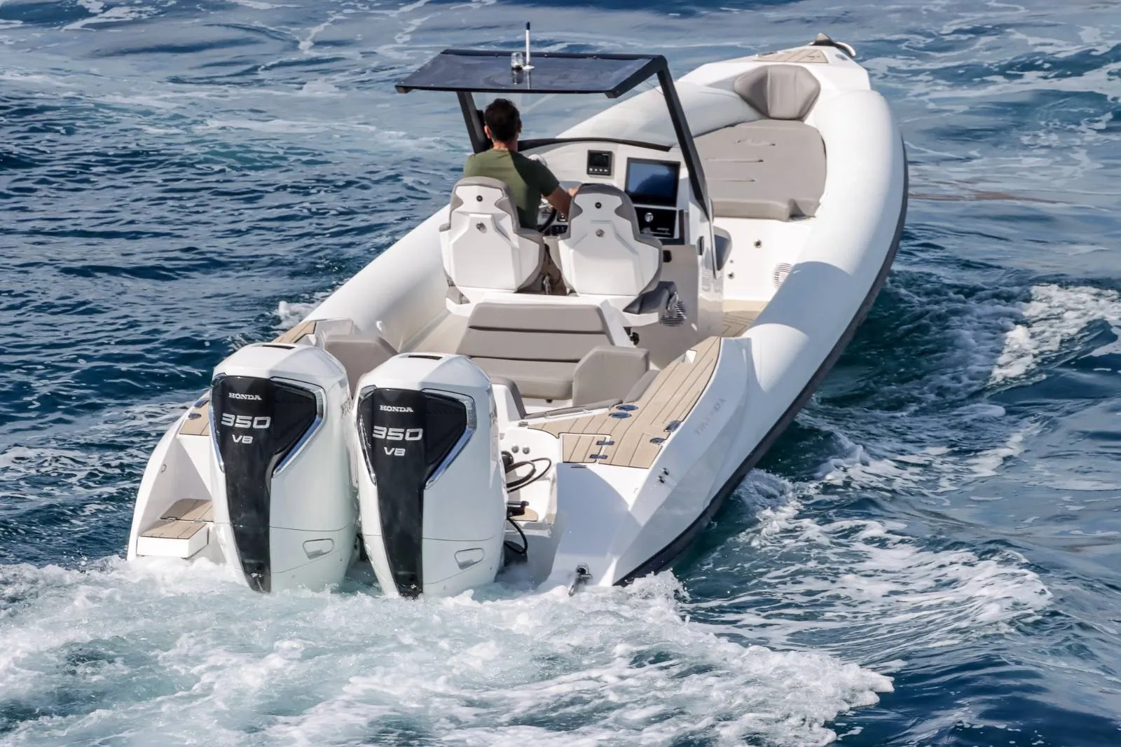 Motorboat Premium — foto dello yacht n. 3