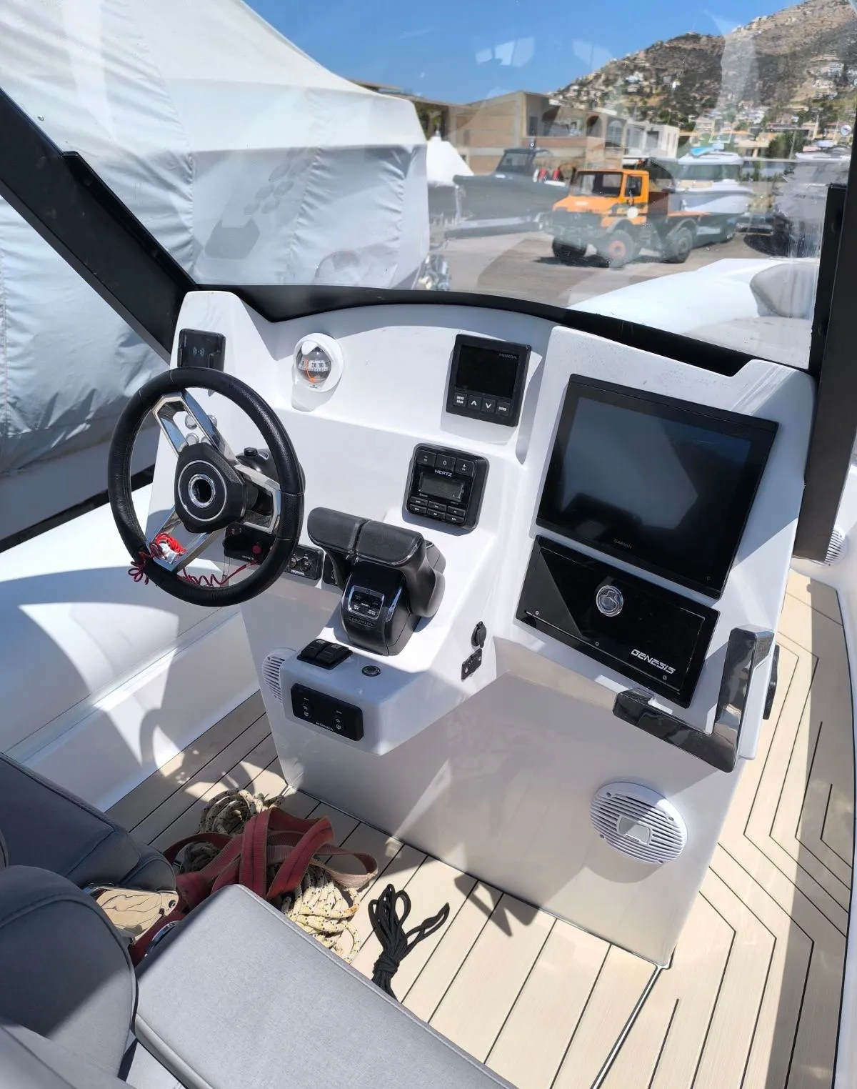 Motorboat Premium — foto dello yacht n. 9