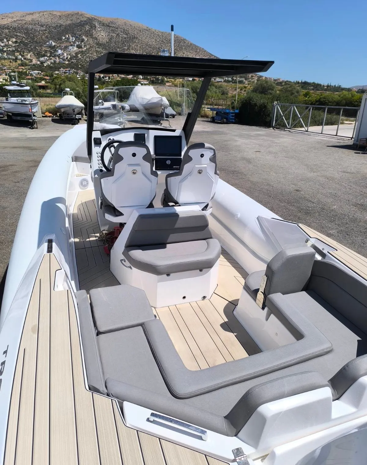 Motorboat Premium — foto dello yacht n. 4