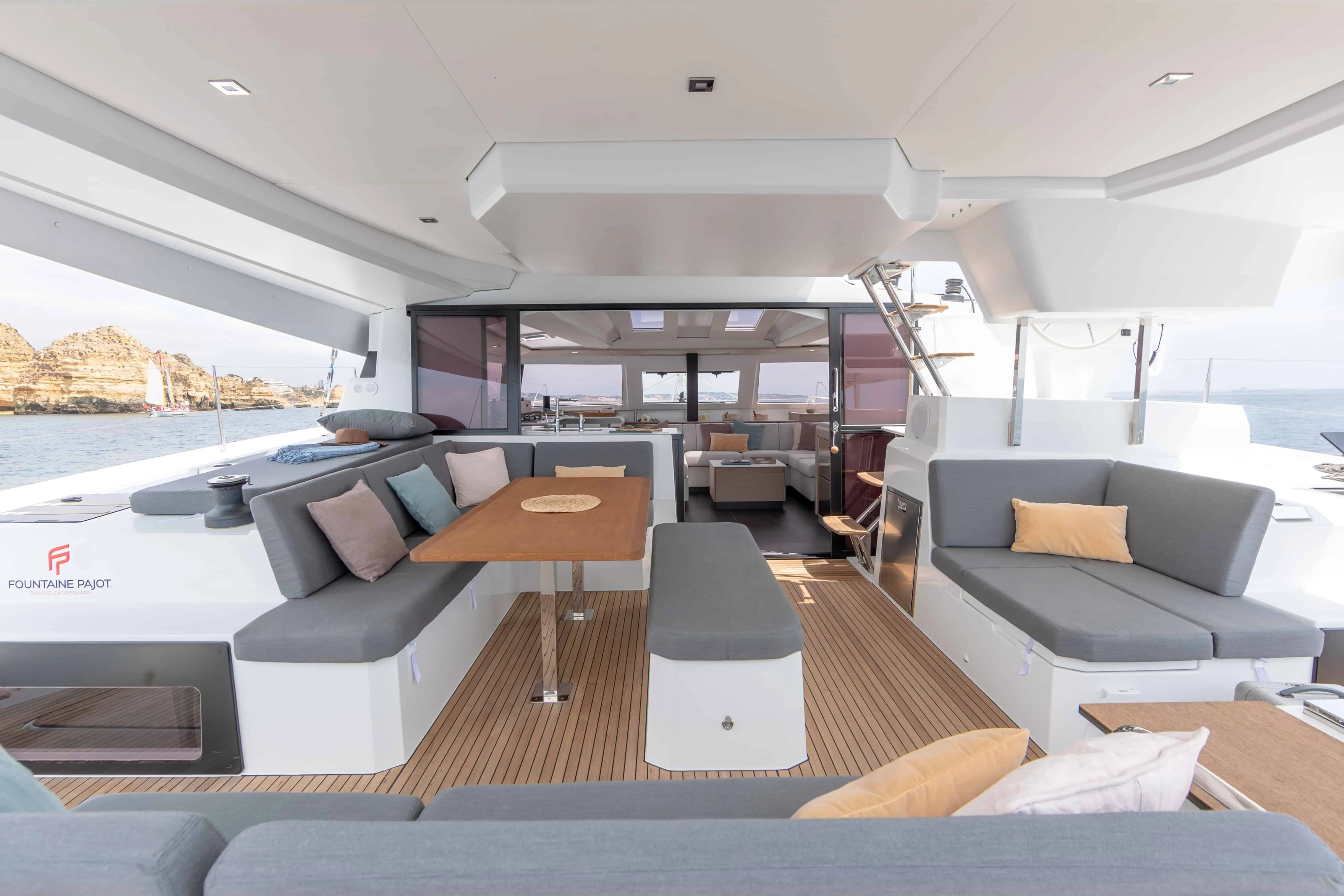 Elba 45 Ruckus — foto dello yacht n. 5