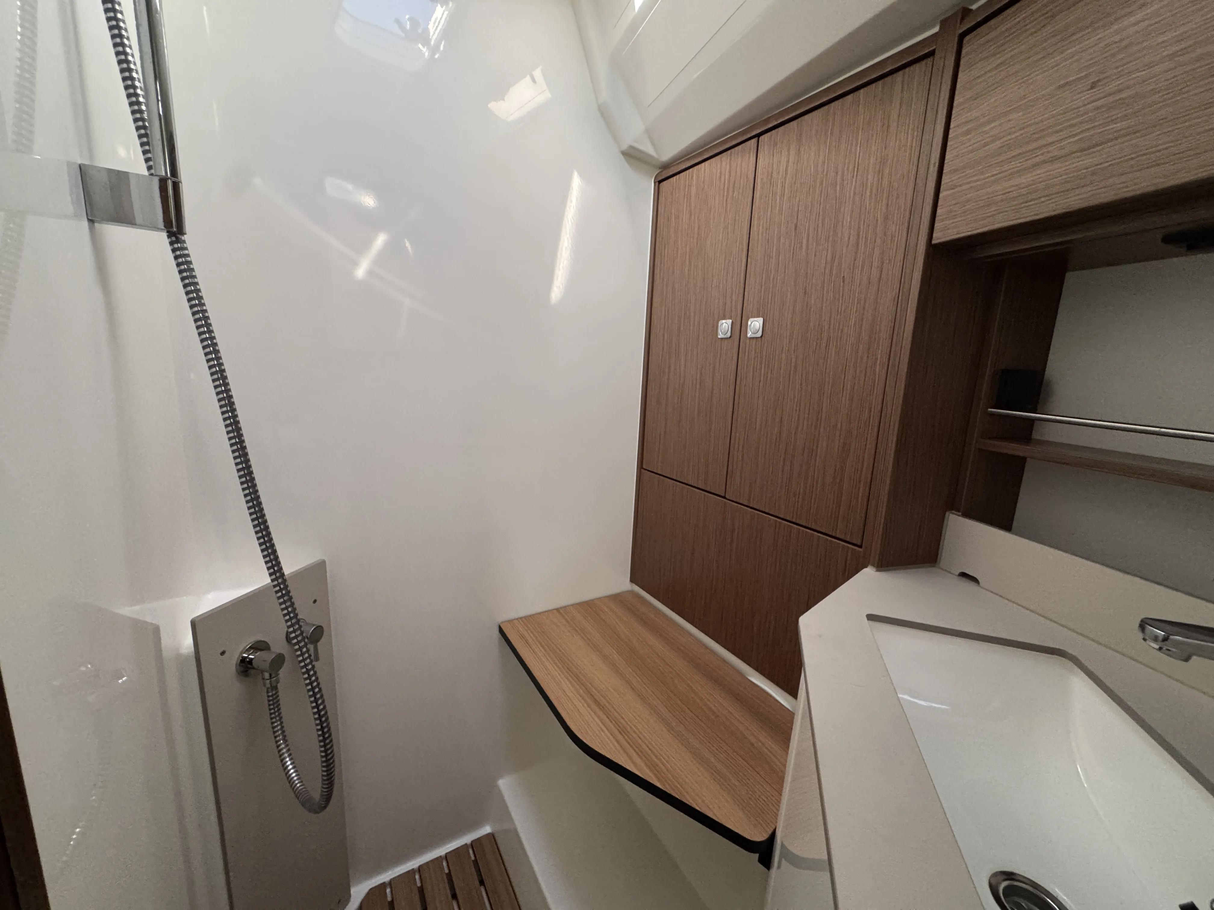 Bavaria 46 Cruiser Sacuri — yacht photo 2