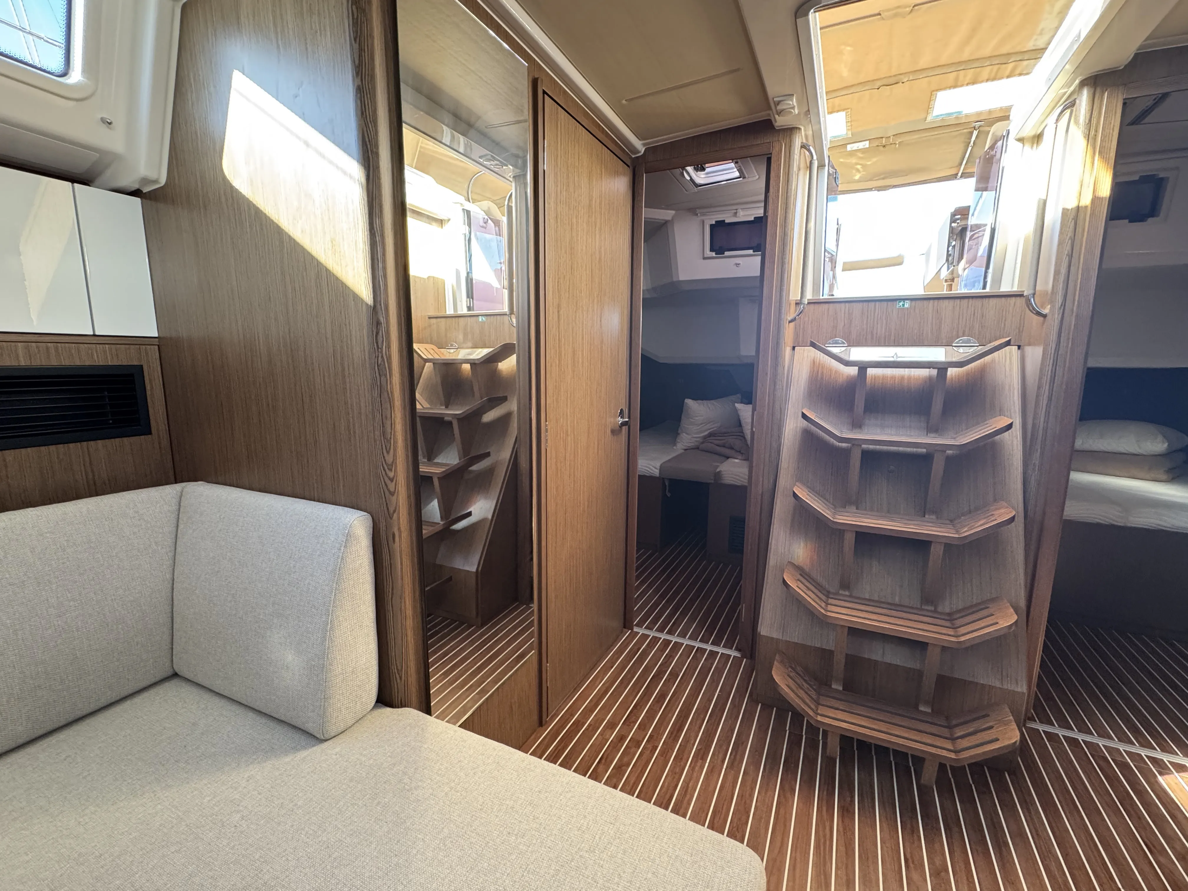 Bavaria 46 Cruiser Sacuri — yacht photo 31