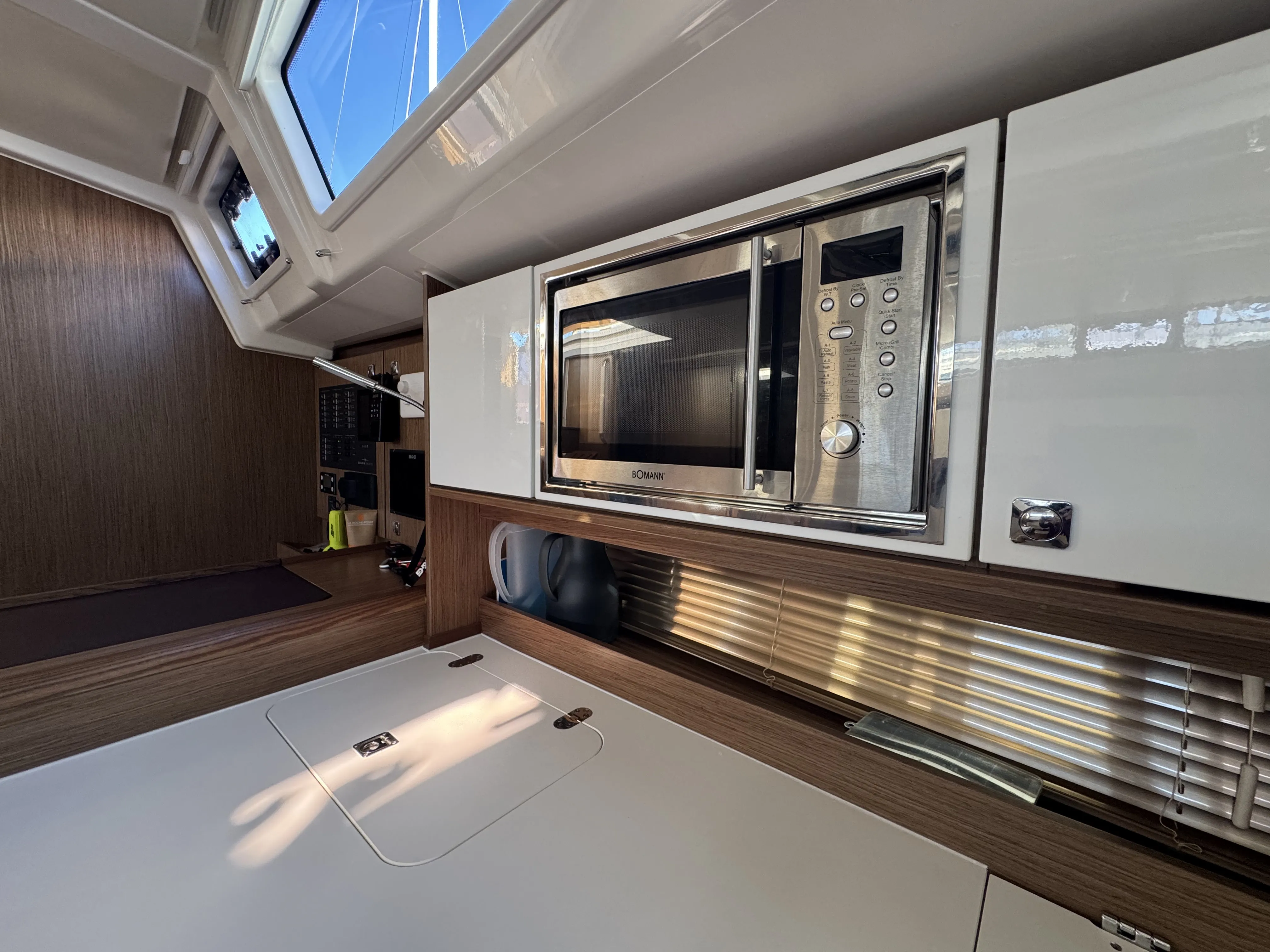 Bavaria 46 Cruiser Sacuri — yacht photo 35
