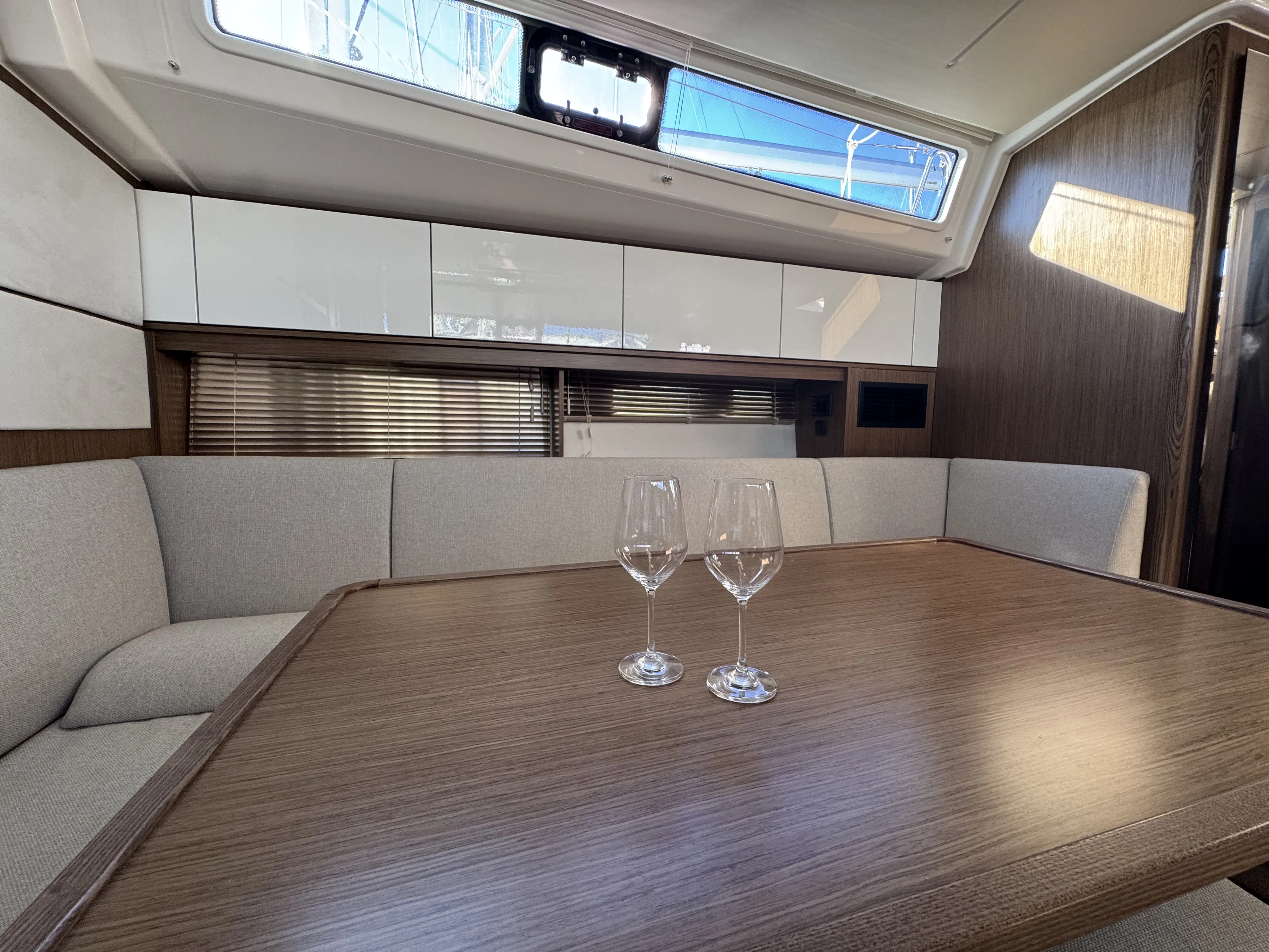 Bavaria 46 Cruiser Sacuri — yacht photo 46