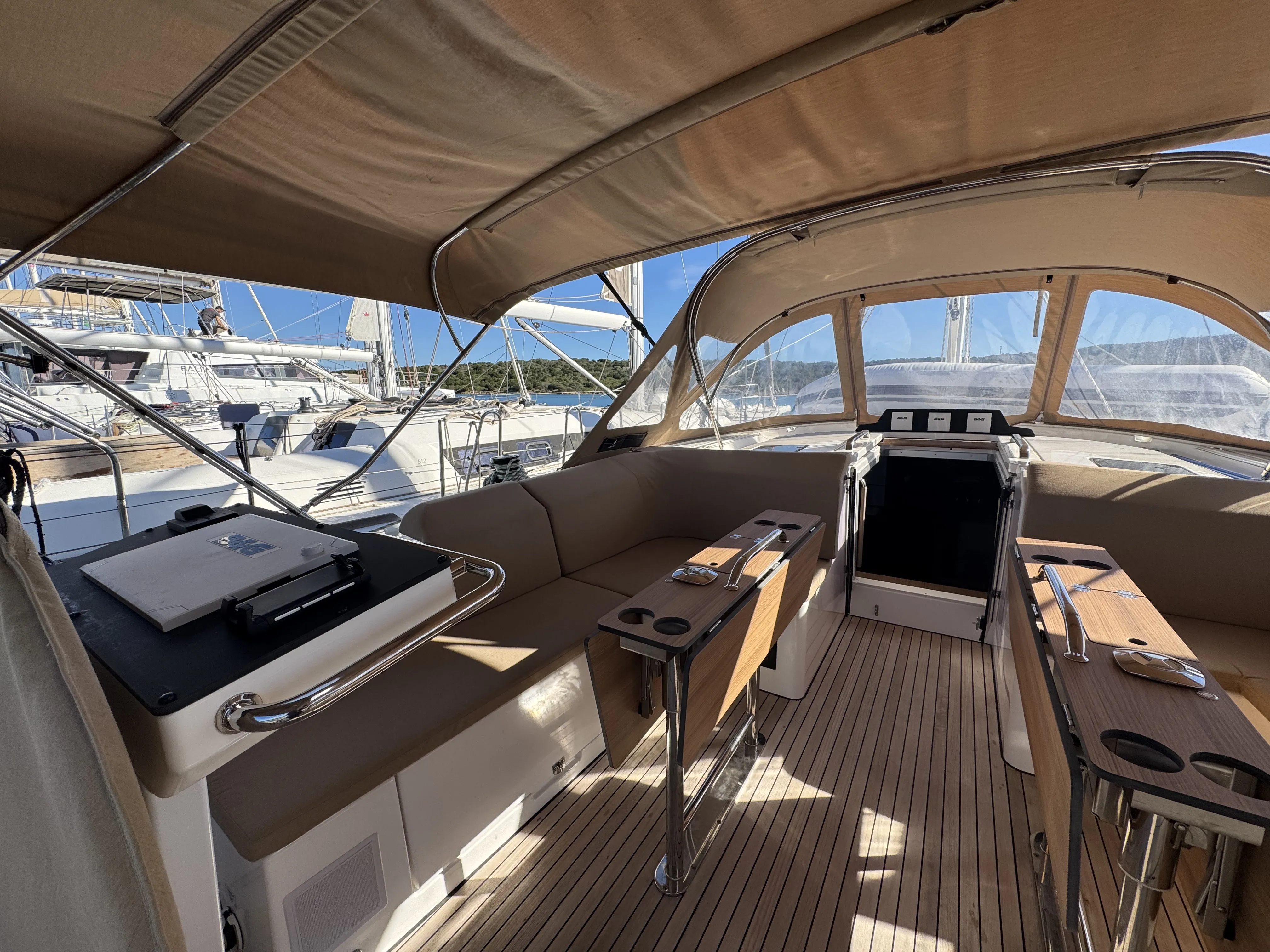 Bavaria 46 Cruiser Sacuri — yacht photo 3