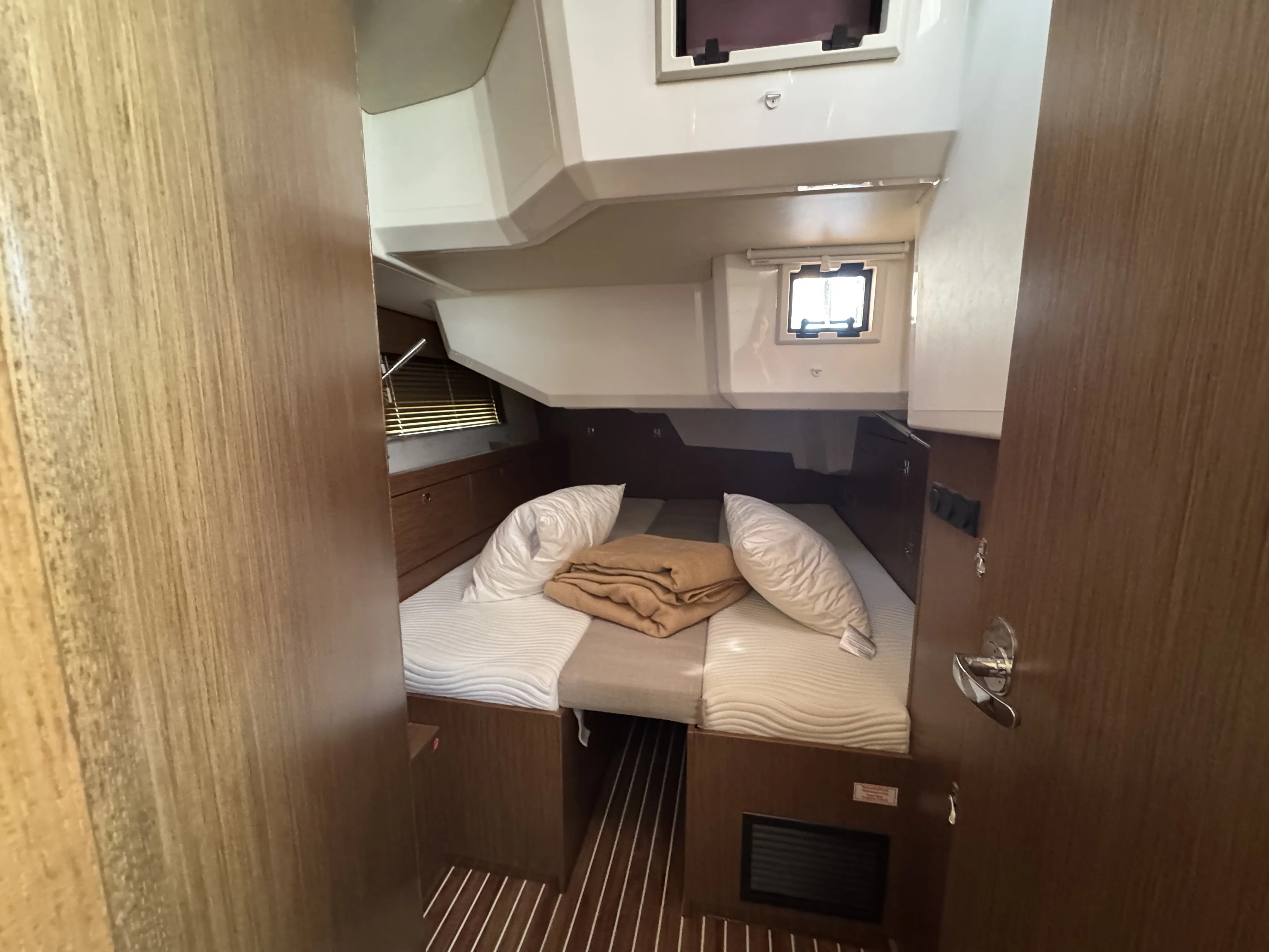 Bavaria 46 Cruiser Sacuri — yacht photo 6