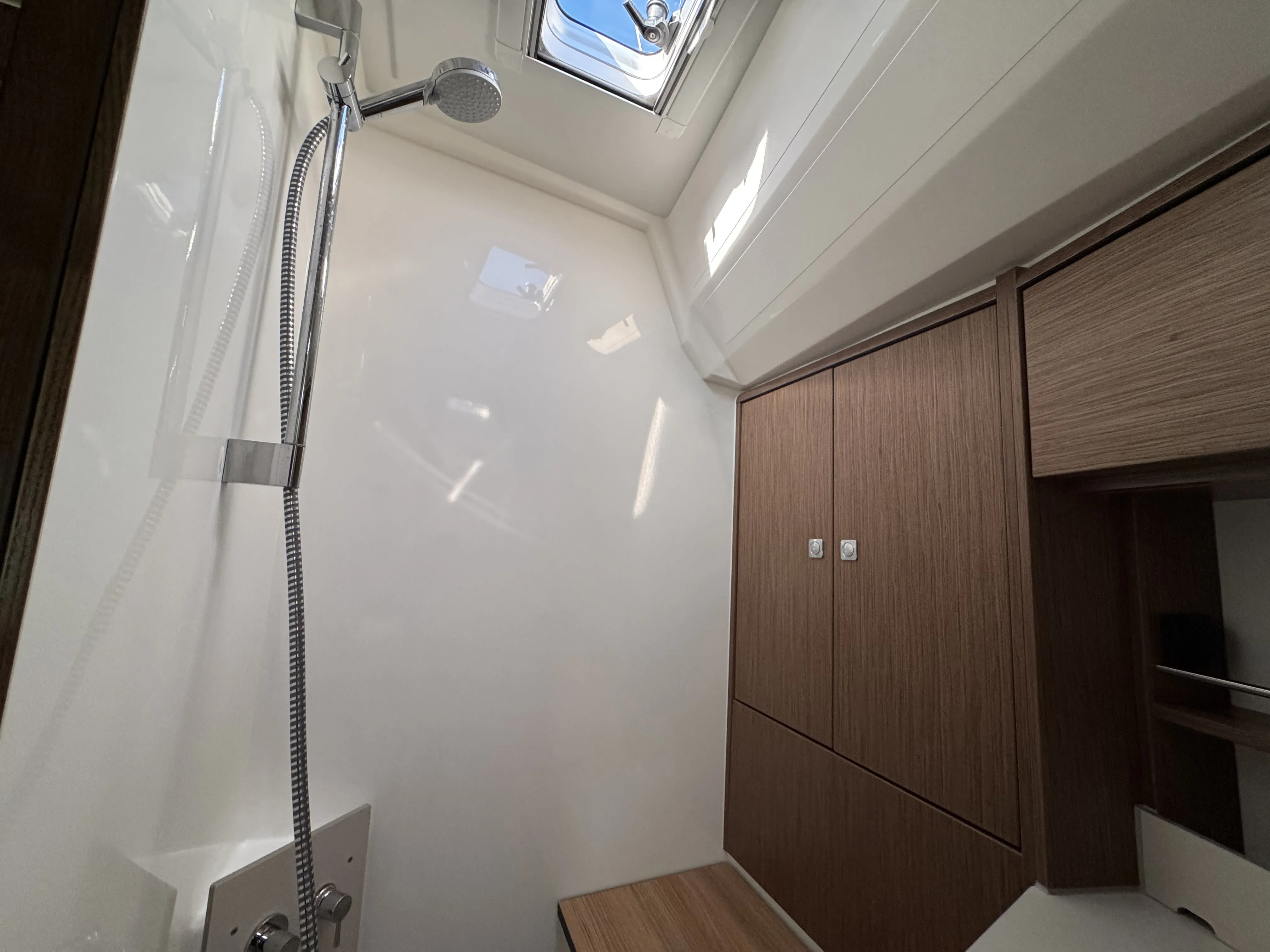 Bavaria 46 Cruiser Sacuri — yacht photo 15