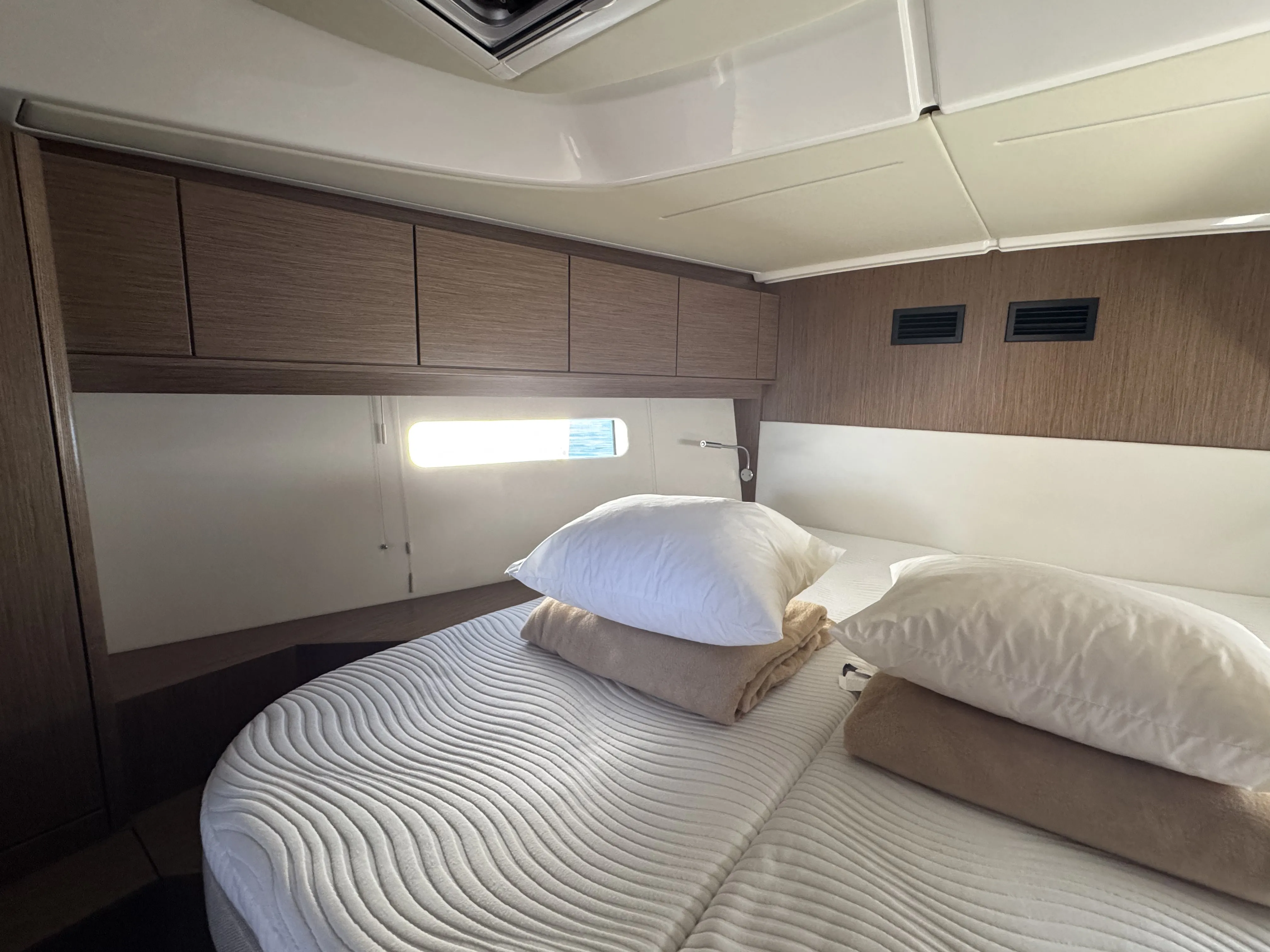 Bavaria 46 Cruiser Sacuri — yacht photo 25