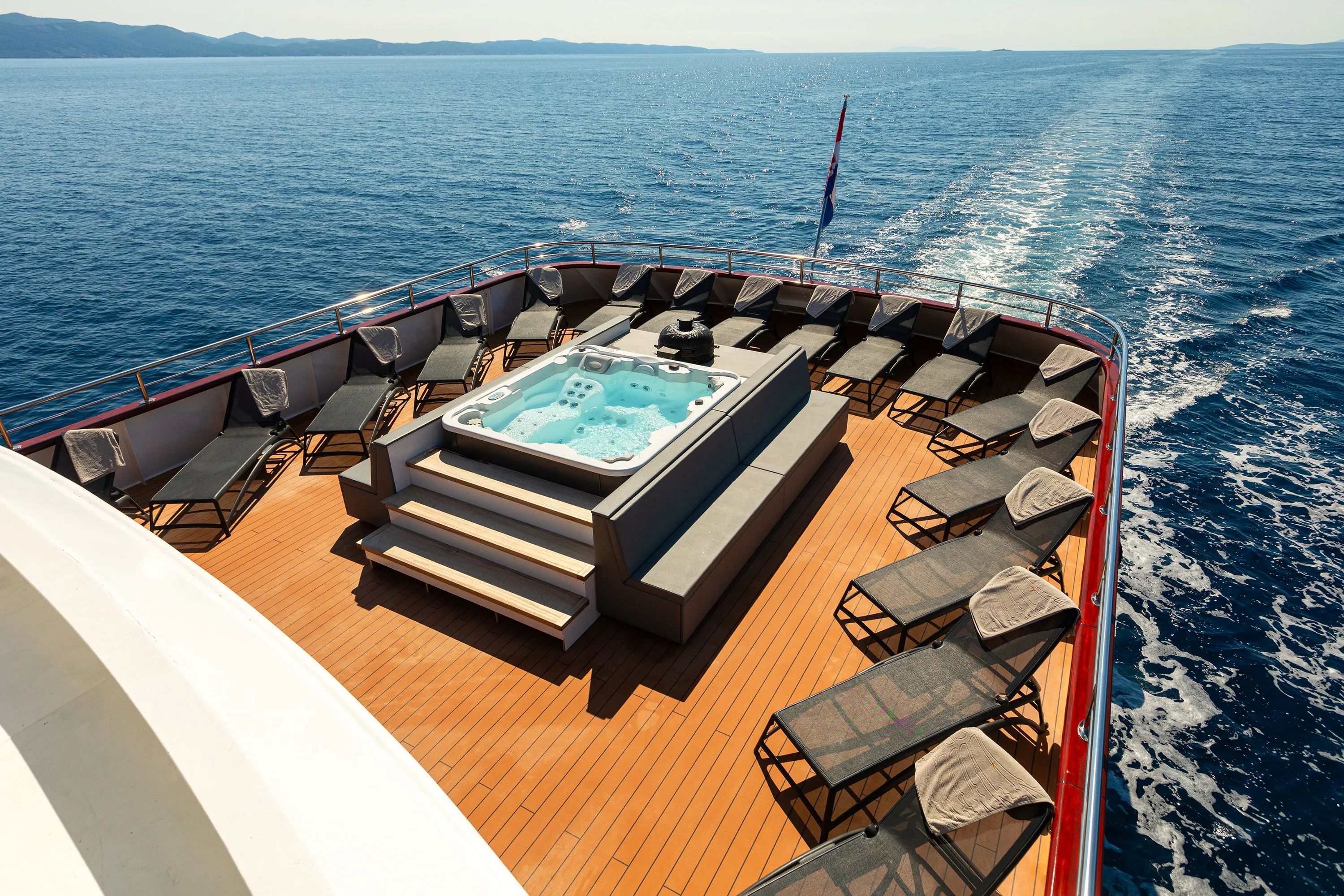 Motoryacht Yolo — yacht photo 20