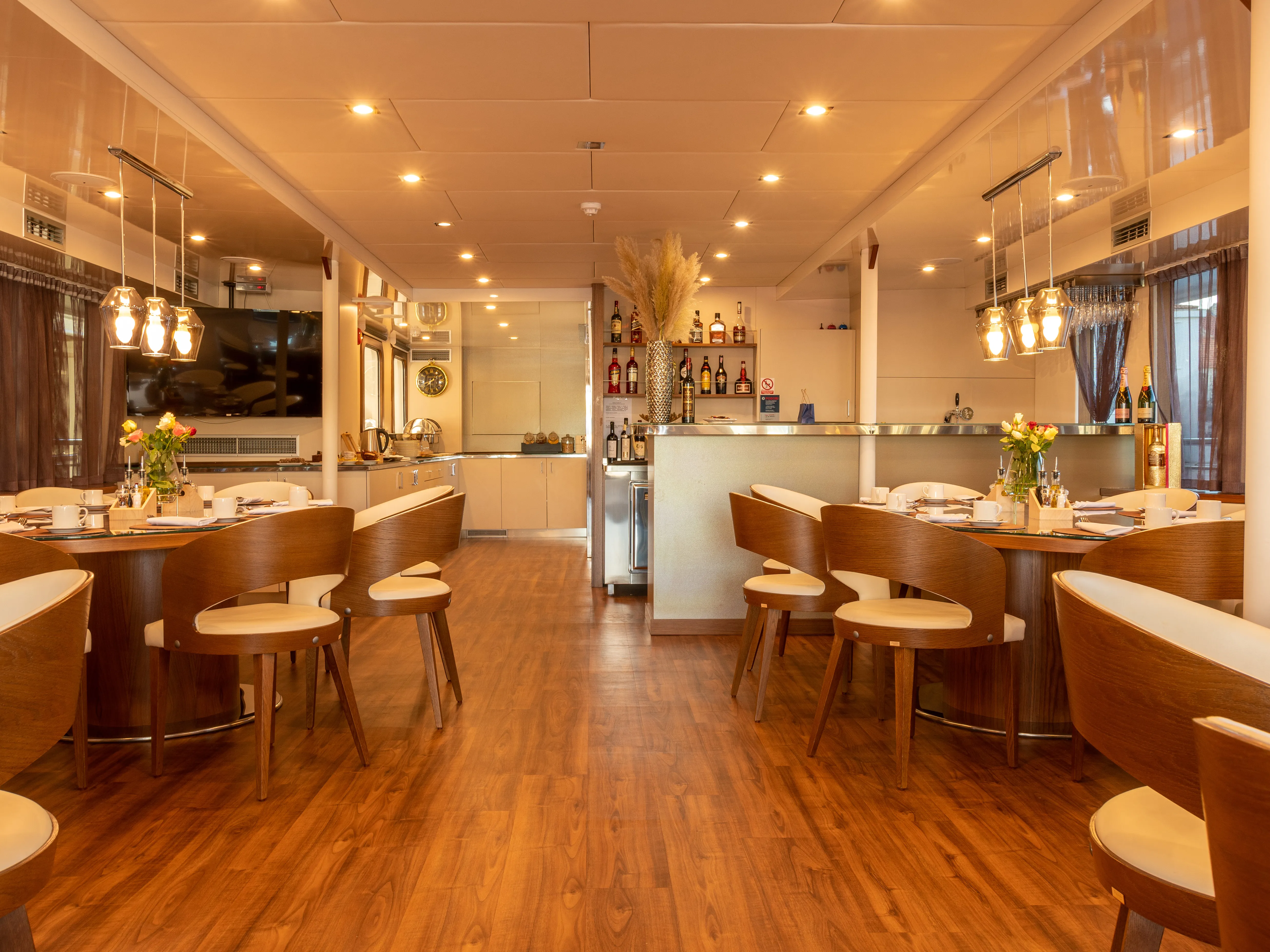 Motoryacht Yolo — yacht photo 48