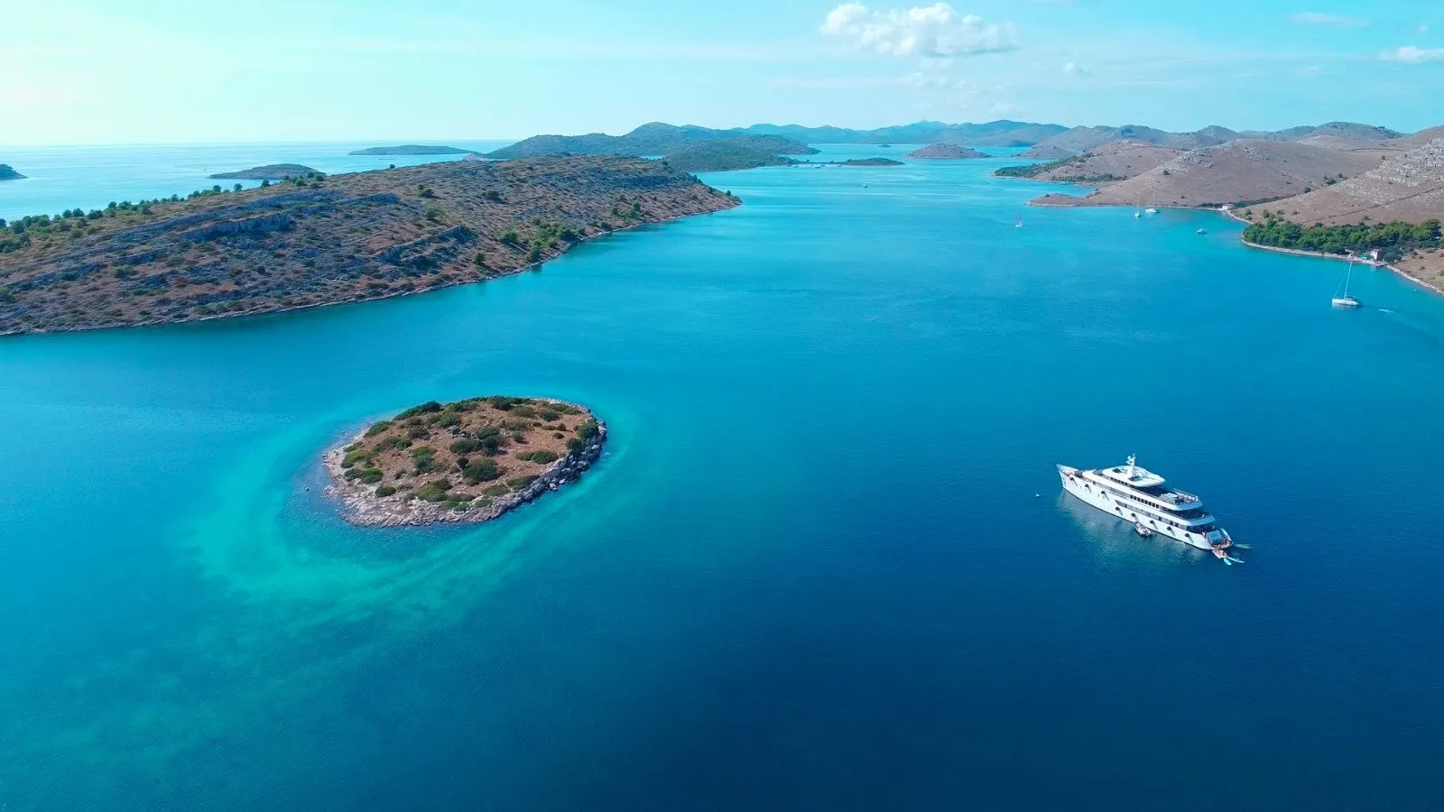 Motoryacht Yolo — yacht photo 8