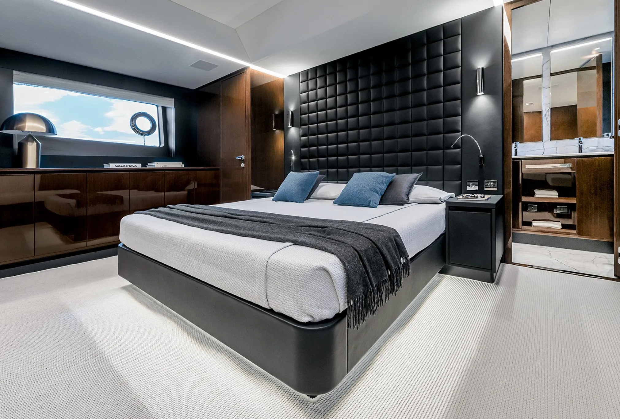Riva 82 Diva ZY Nautica Diva — yacht photo 9