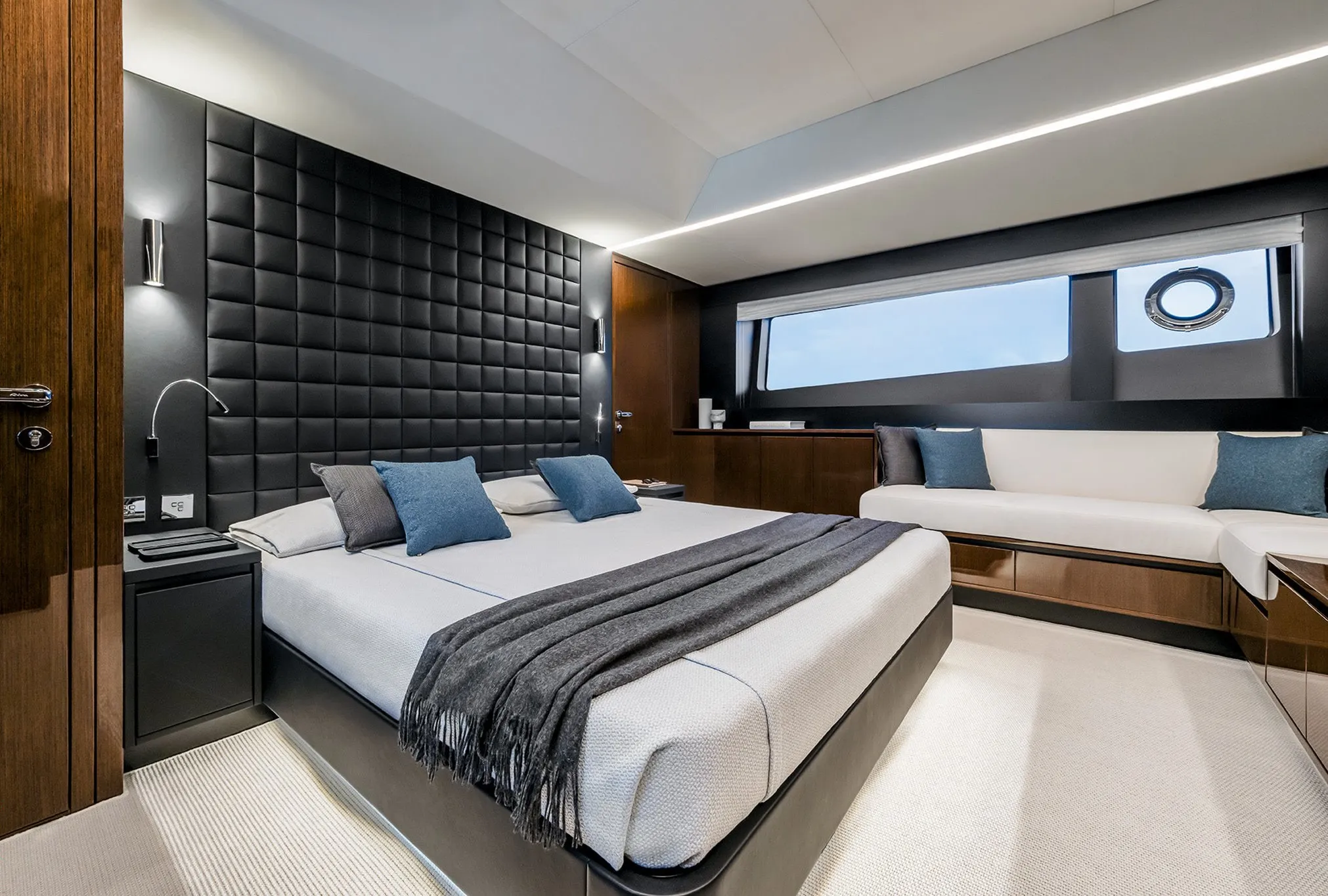 Riva 82 Diva ZY Nautica Diva — yacht photo 21