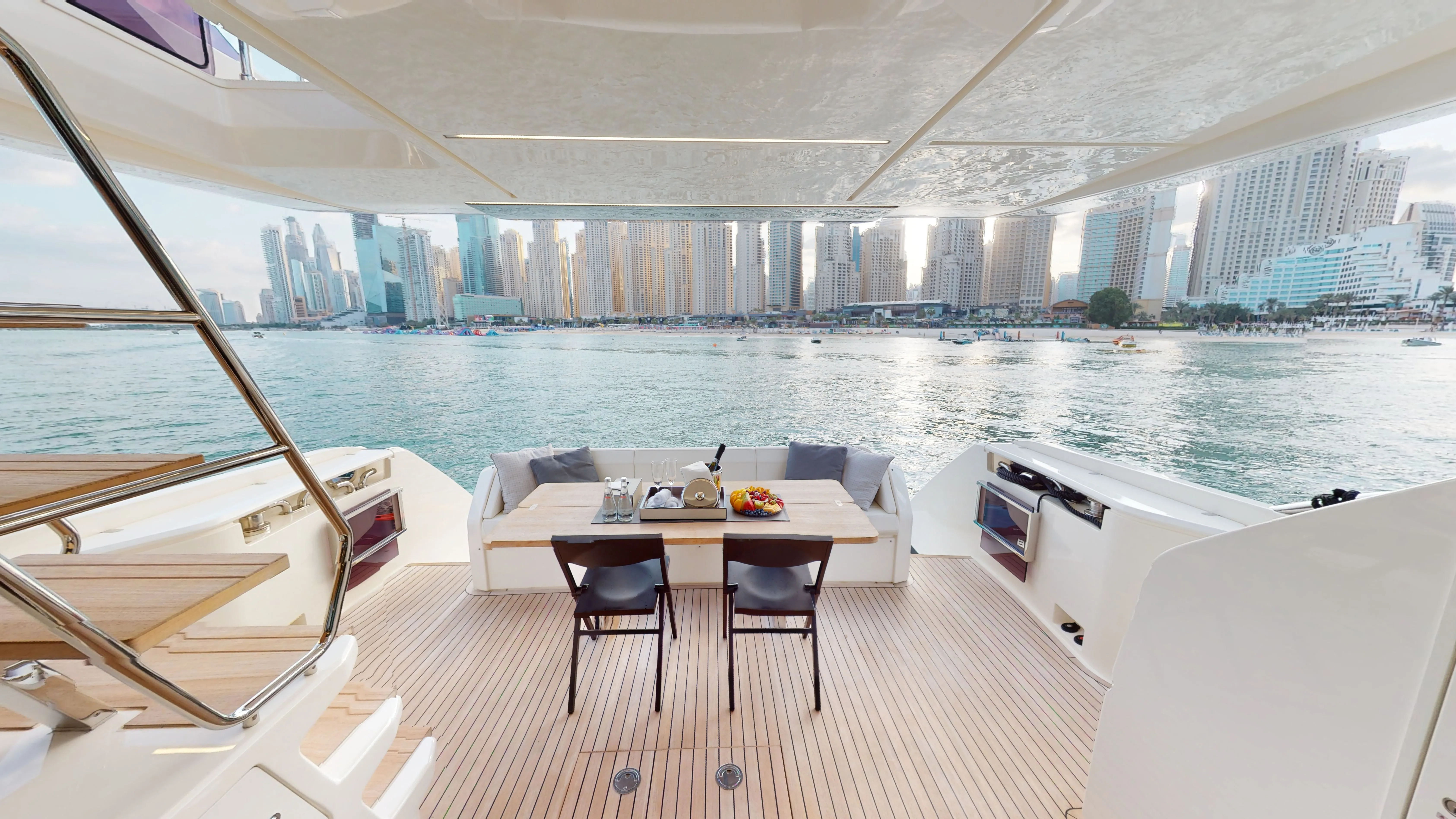 Ferretti 670 Aquilla 670 — yacht photo 2
