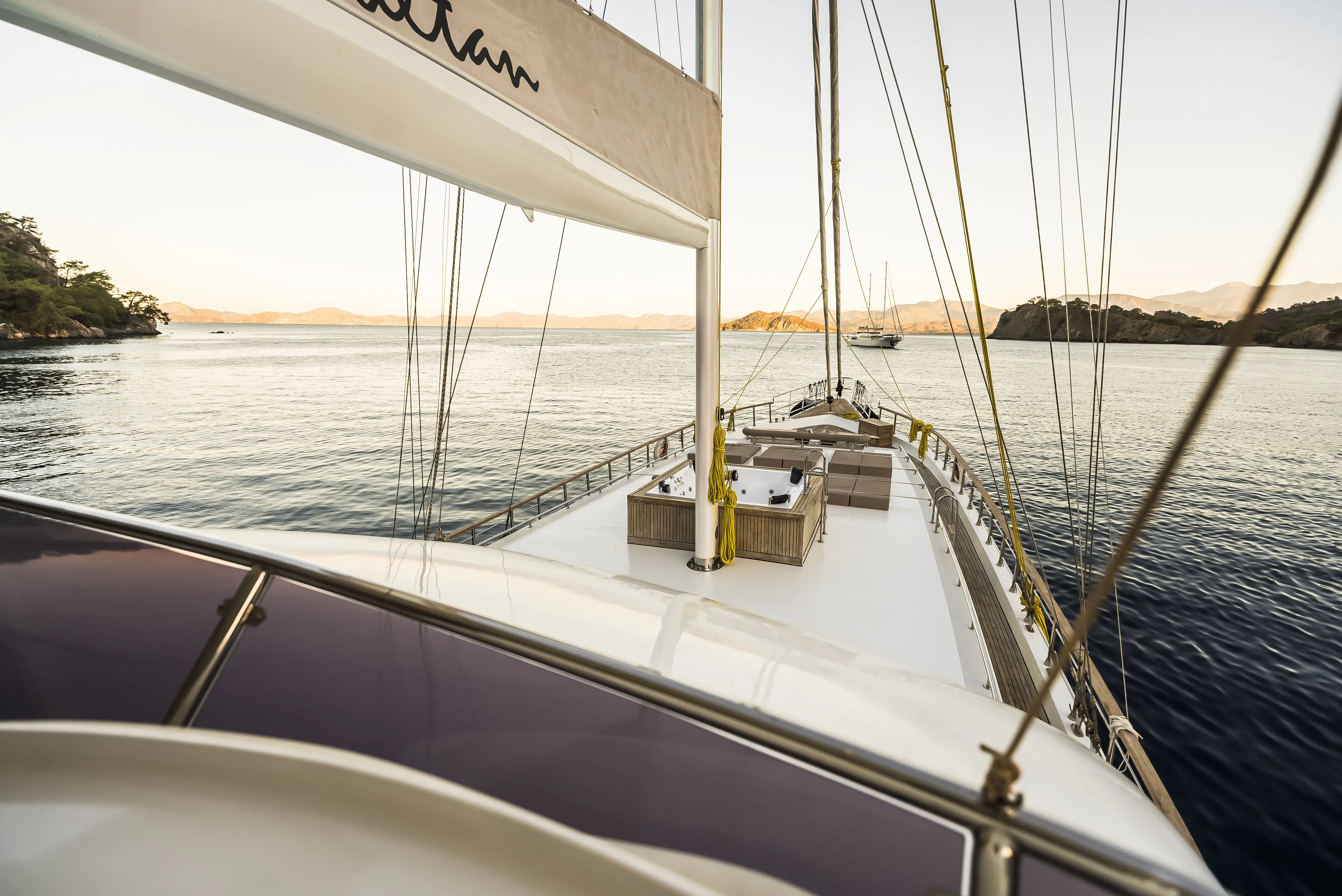 Motoryacht Belgin Sultan — yacht photo 15
