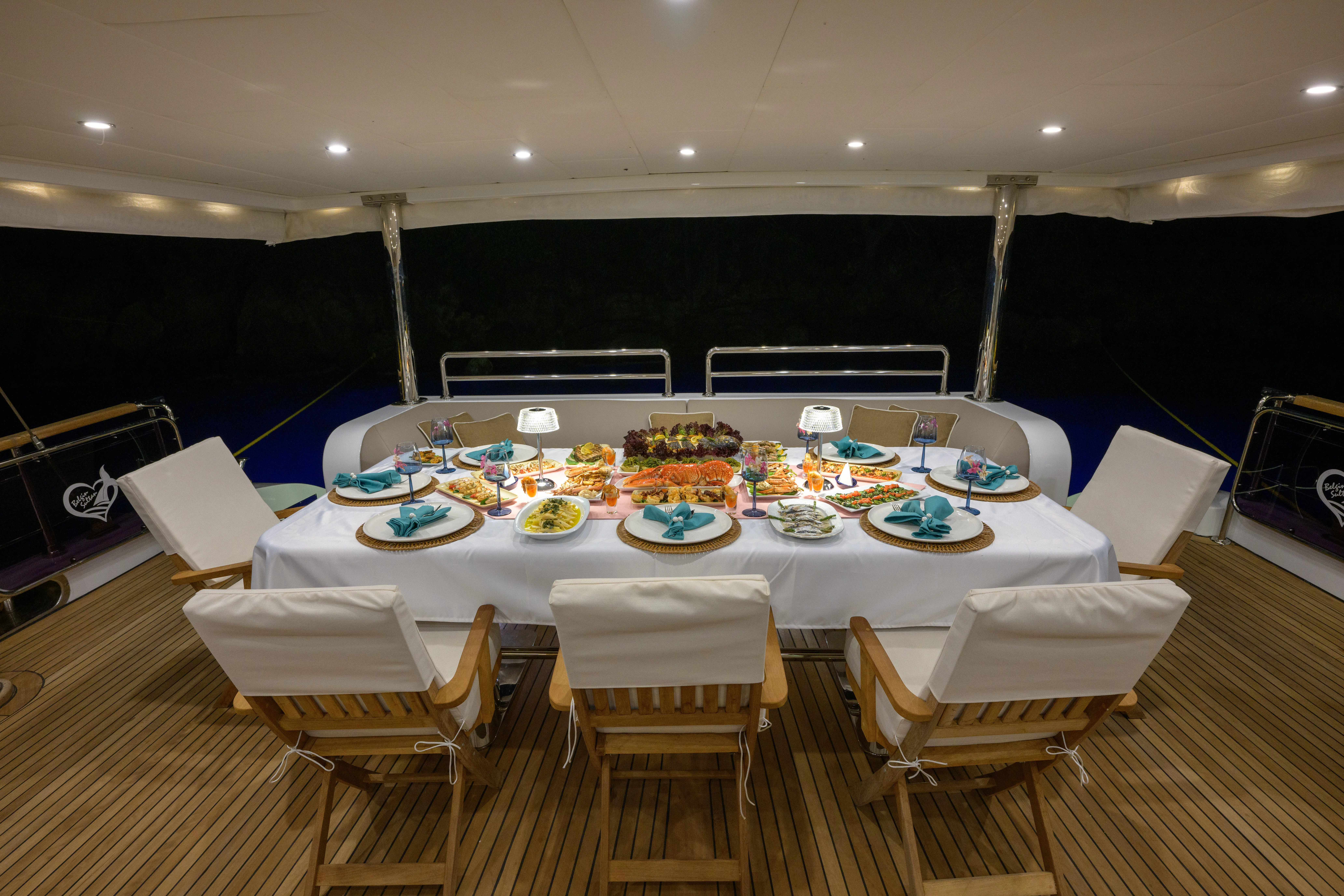 Motoryacht Belgin Sultan — yacht photo 18