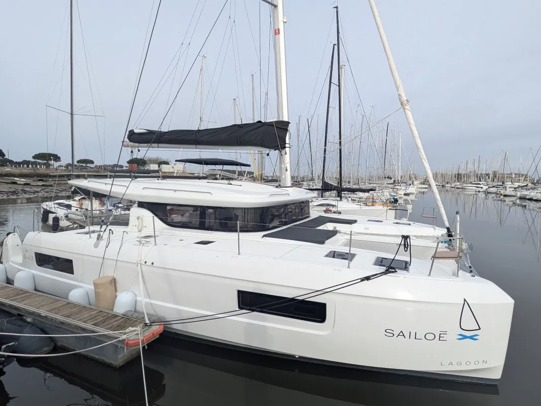 Lagoon 43 TY-Casa — foto dello yacht n. 1