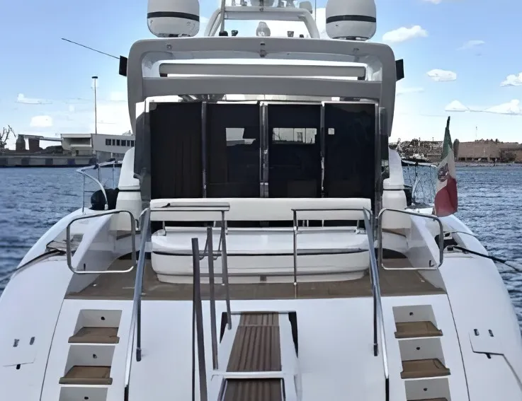 Mangusta 72 Lulu — yacht photo 2