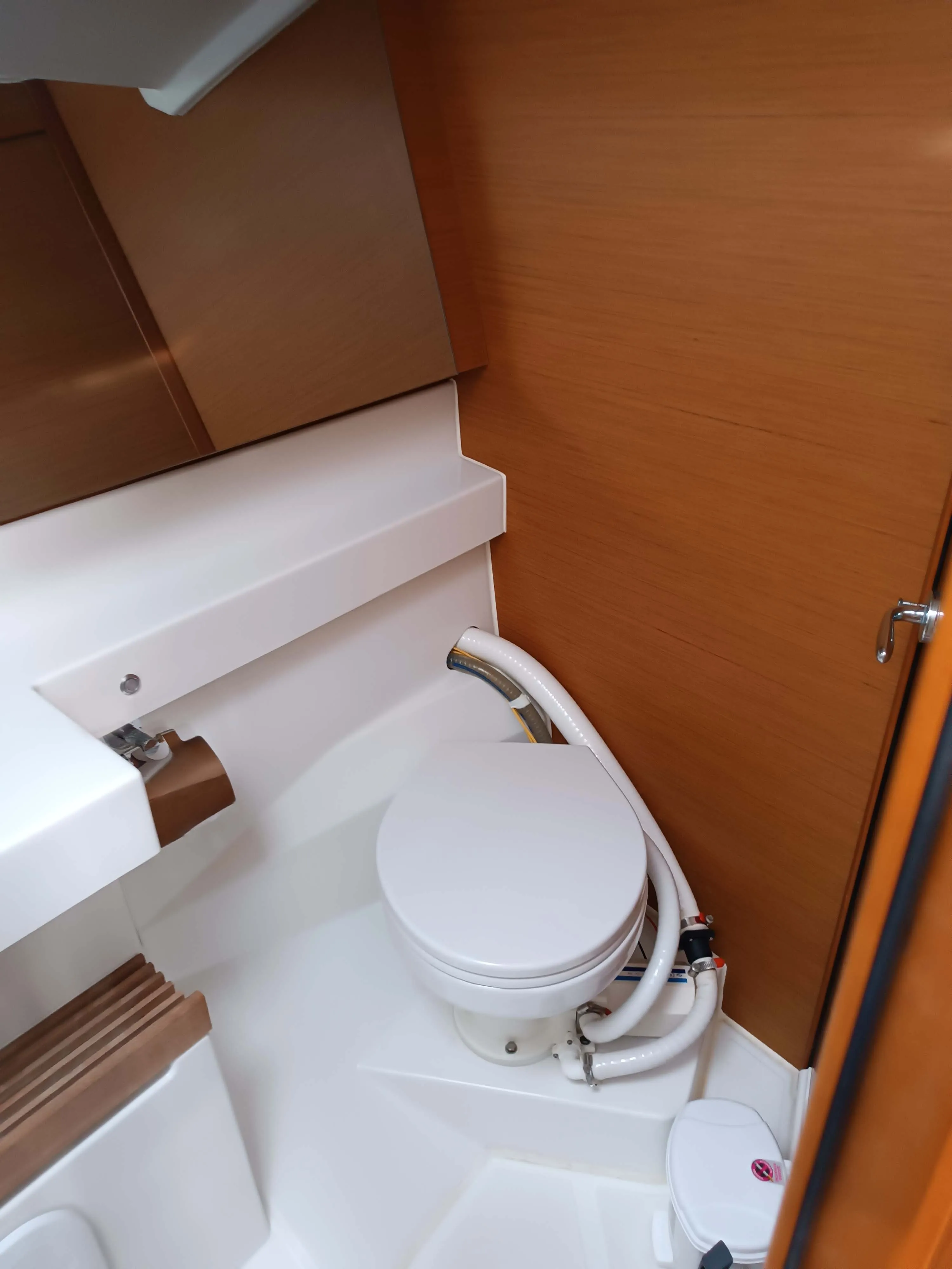 Sun Odyssey 440 FUNKY ONE — foto dello yacht n. 5