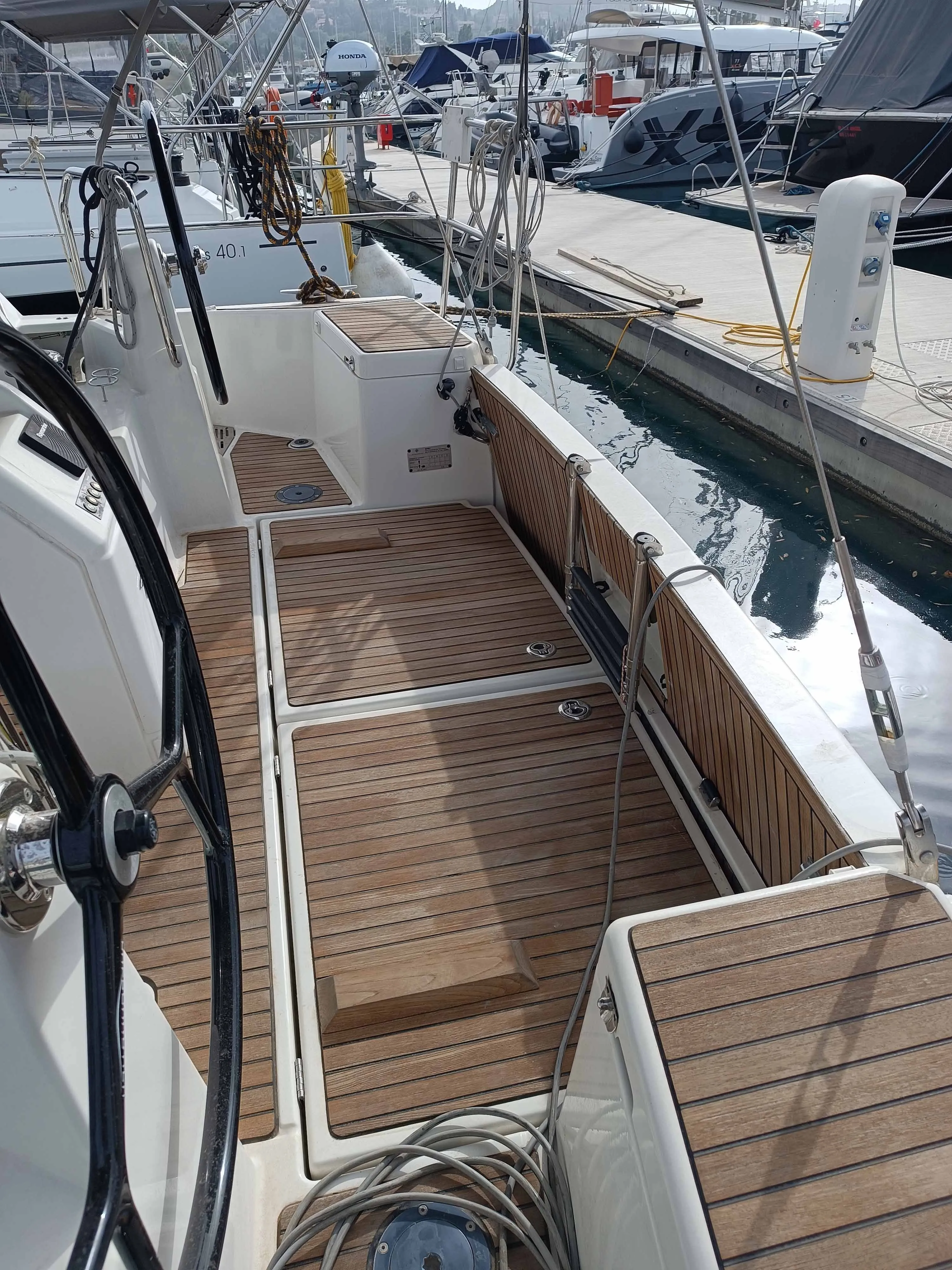 Sun Odyssey 440 FUNKY ONE — foto dello yacht n. 11