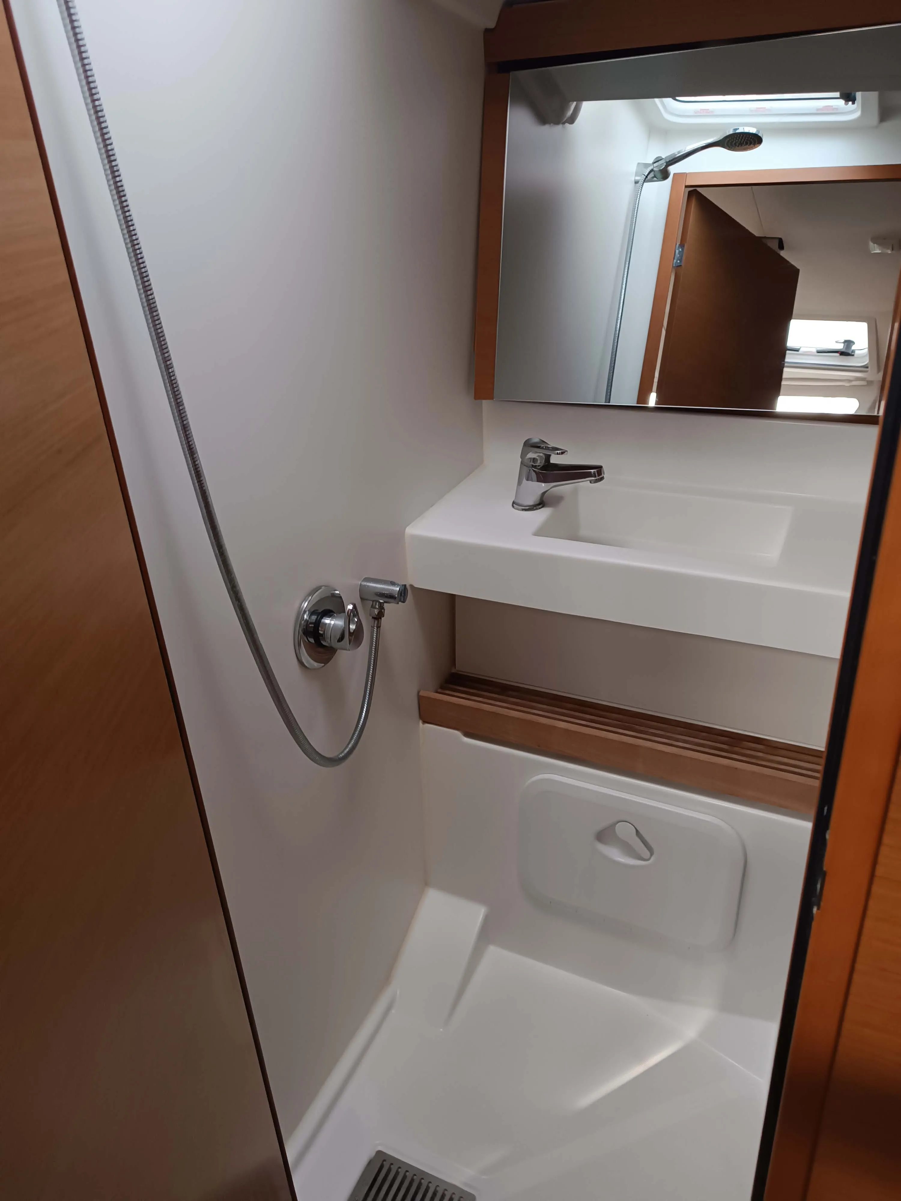 Sun Odyssey 440 FUNKY ONE — foto dello yacht n. 6