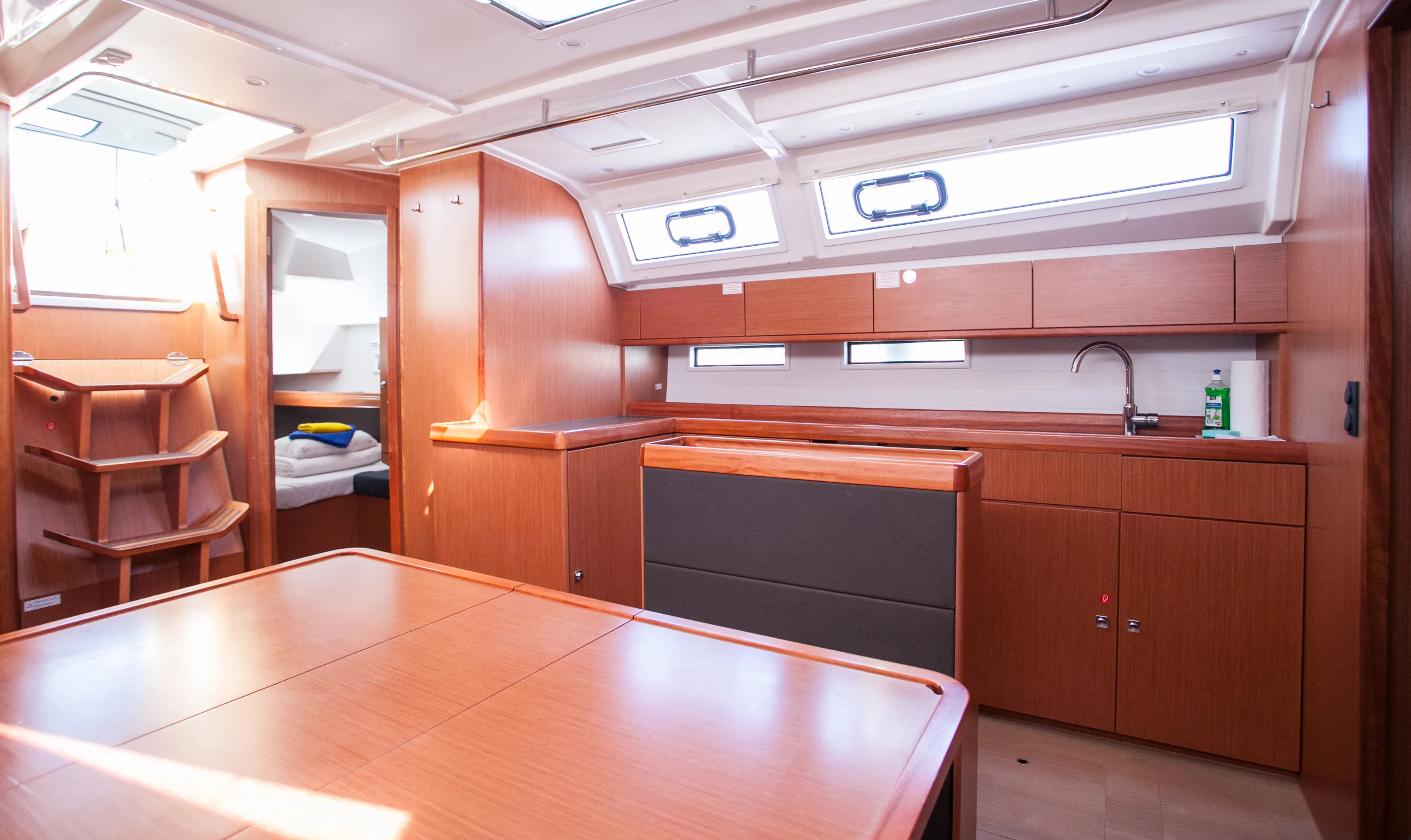 Bavaria Cruiser 46 Set Point — фотография яхты 11