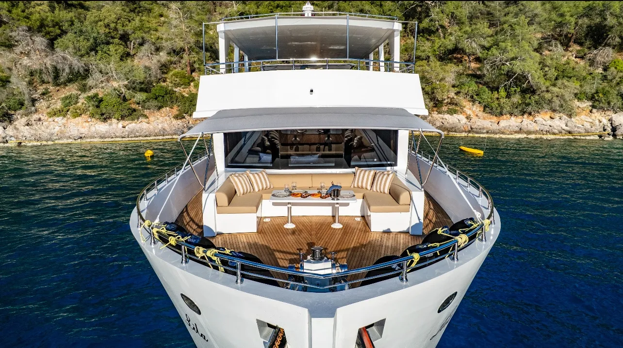 Motoryacht Lila Trawler — yacht photo 27