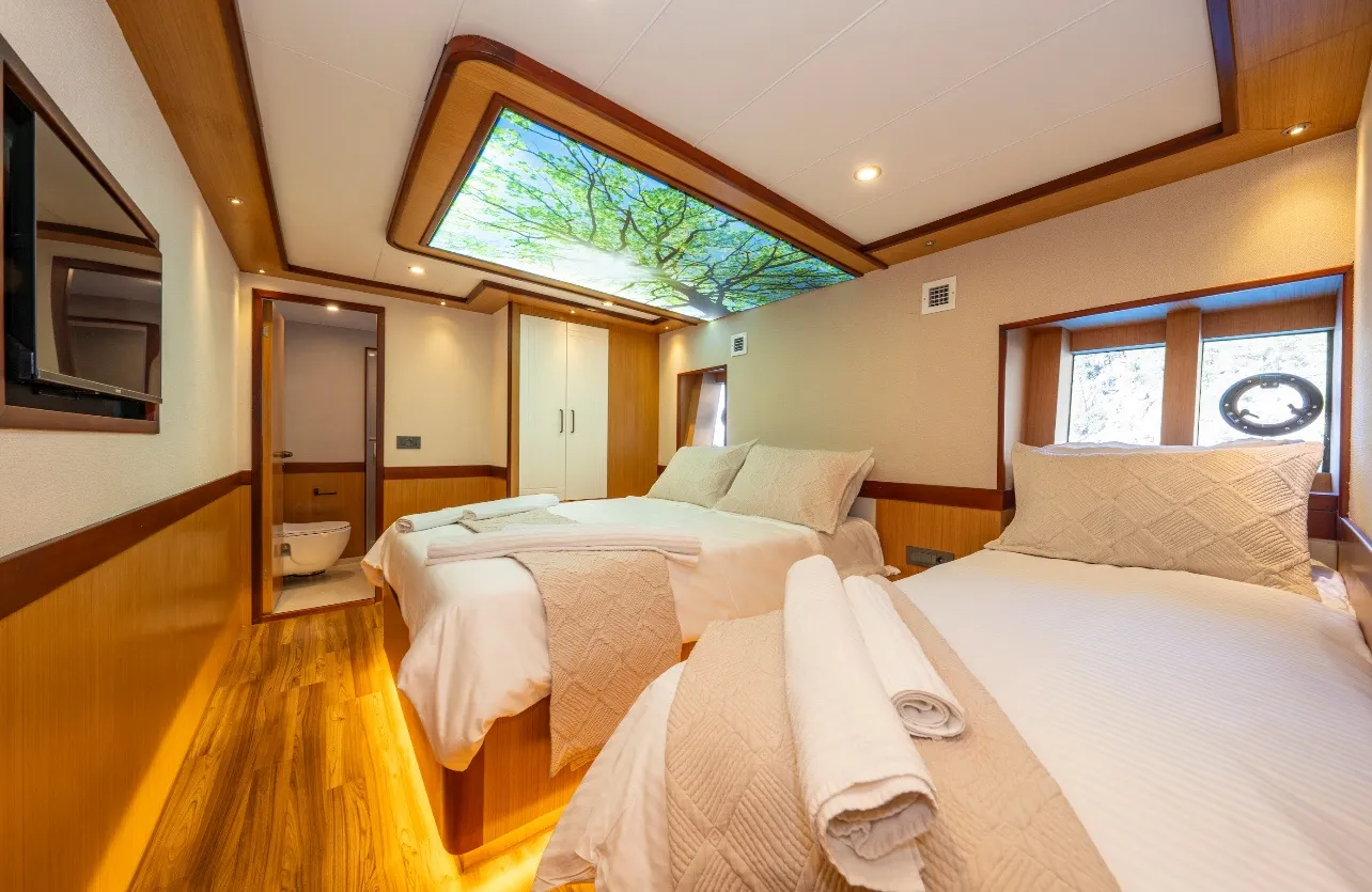 Motoryacht Lila Trawler — yacht photo 41