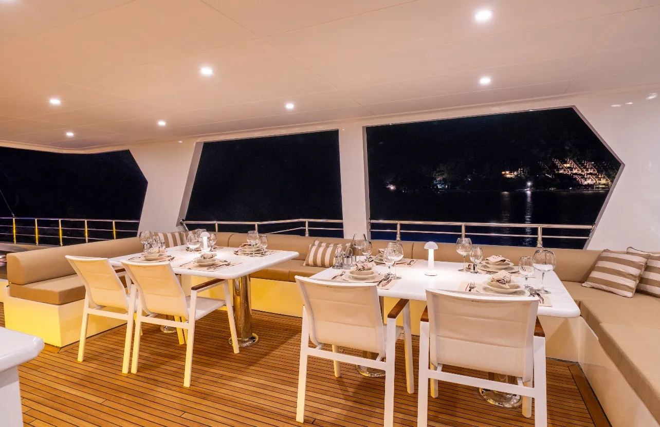 Motoryacht Lila Trawler — yacht photo 45