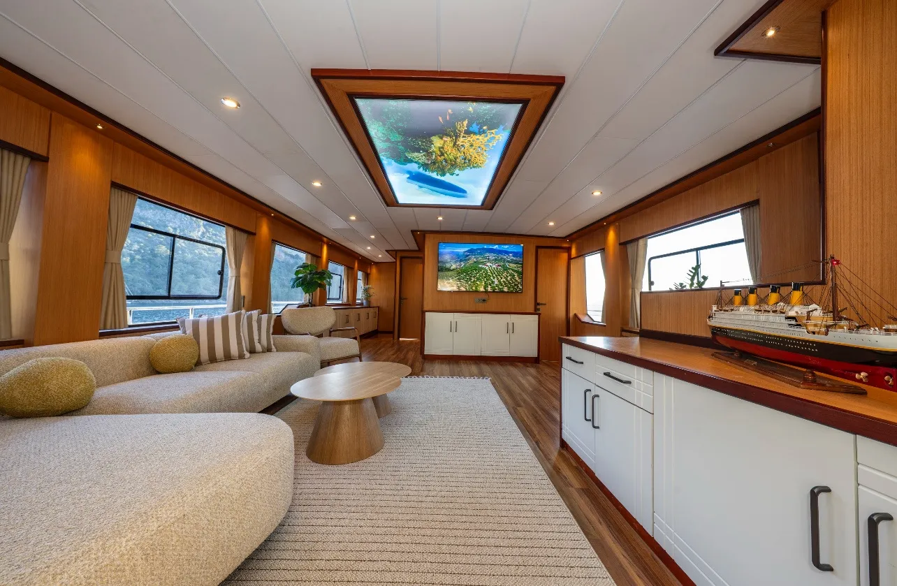 Motoryacht Lila Trawler — yacht photo 14