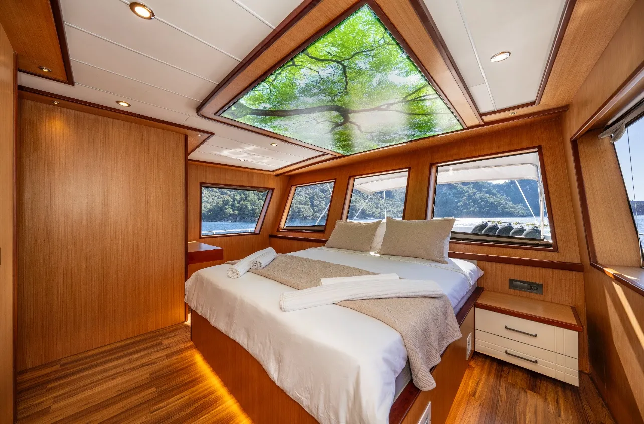 Motoryacht Lila Trawler — yacht photo 22