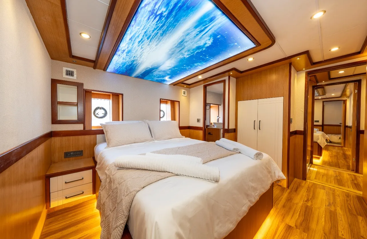 Motoryacht Lila Trawler — yacht photo 35
